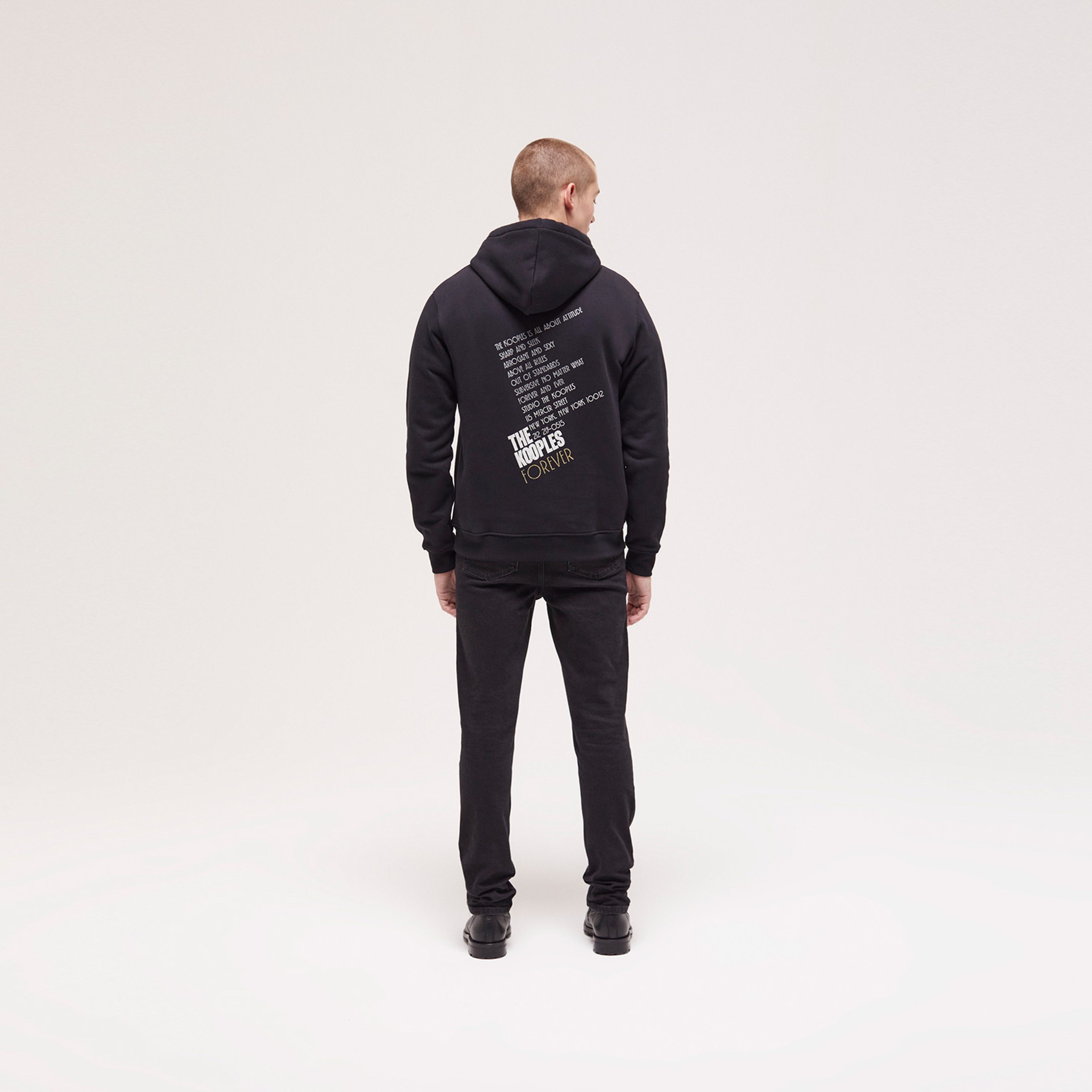 ERKEK BASKILI SİYAH SWEATSHIRT