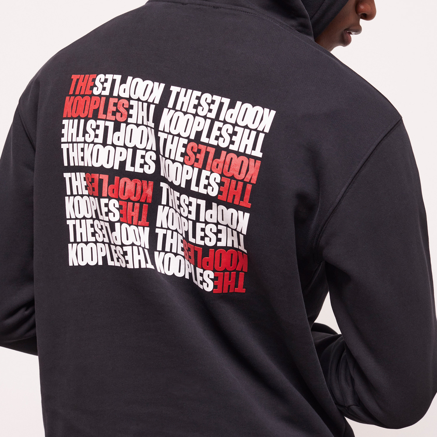 ERKEK BASKILI SİYAH SWEATSHIRT