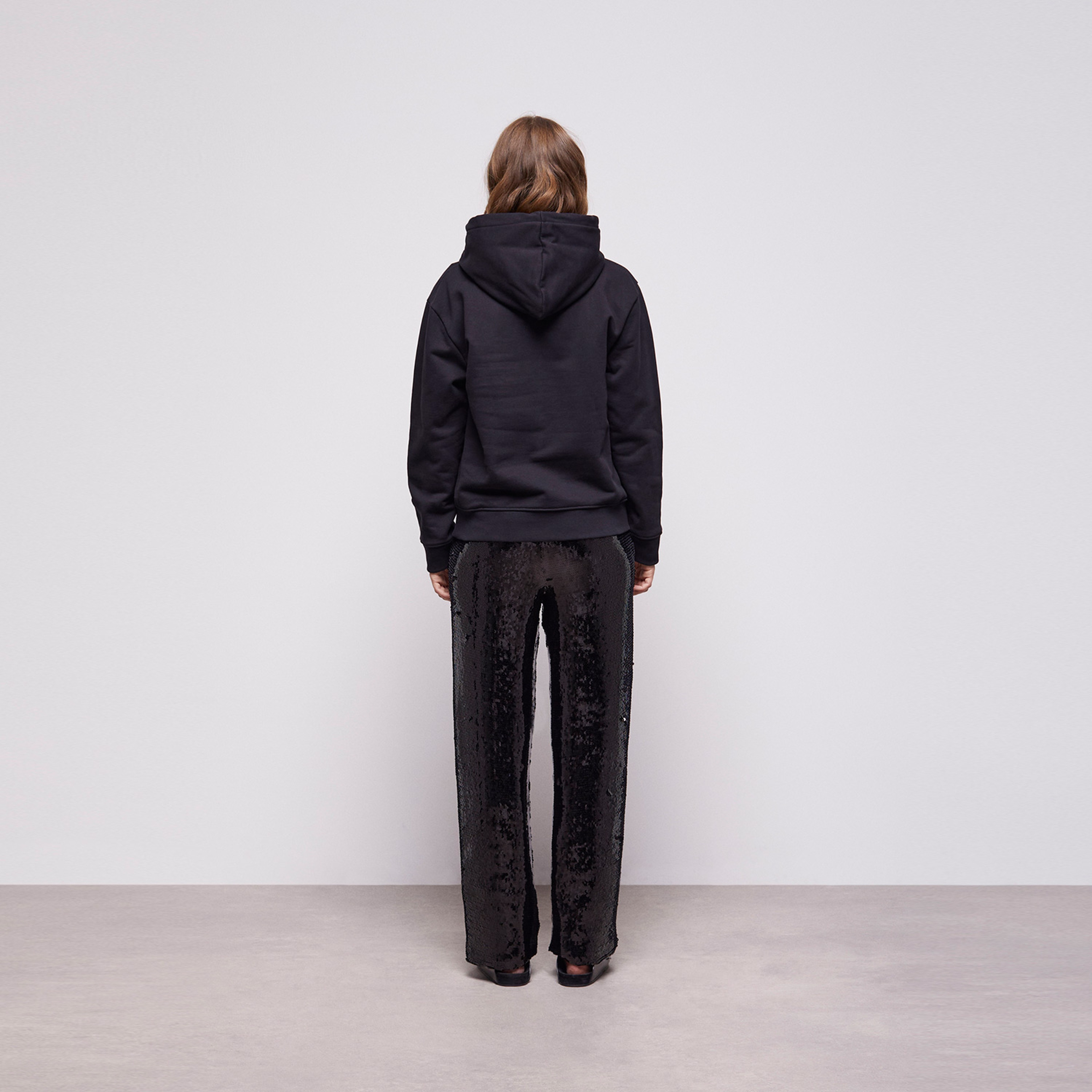 KADIN BASKILI SİYAH SWEATSHIRT