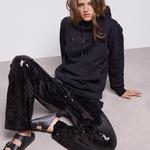 KADIN BASKILI SİYAH SWEATSHIRT