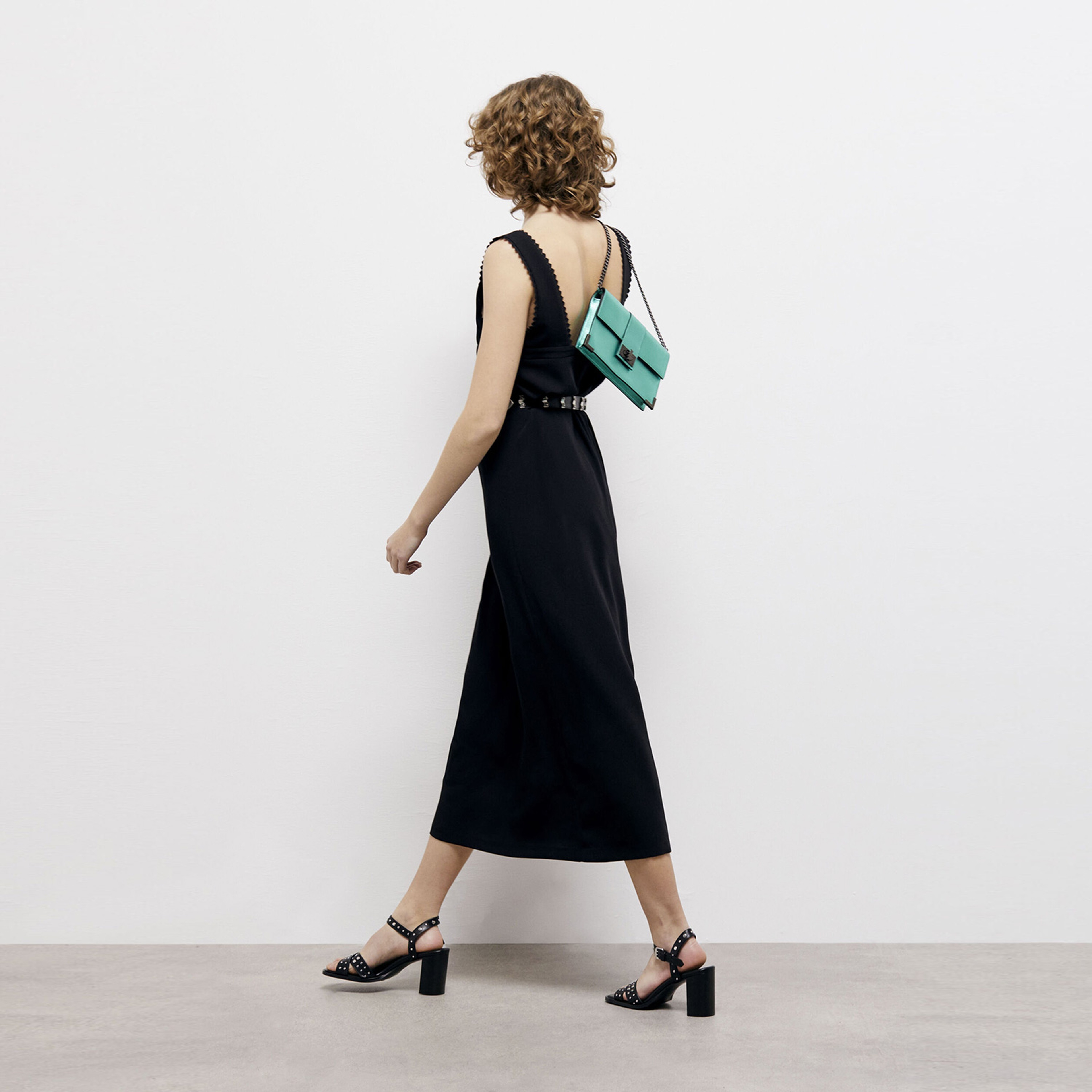 KADIN SİYAH UZUN ELBİSE