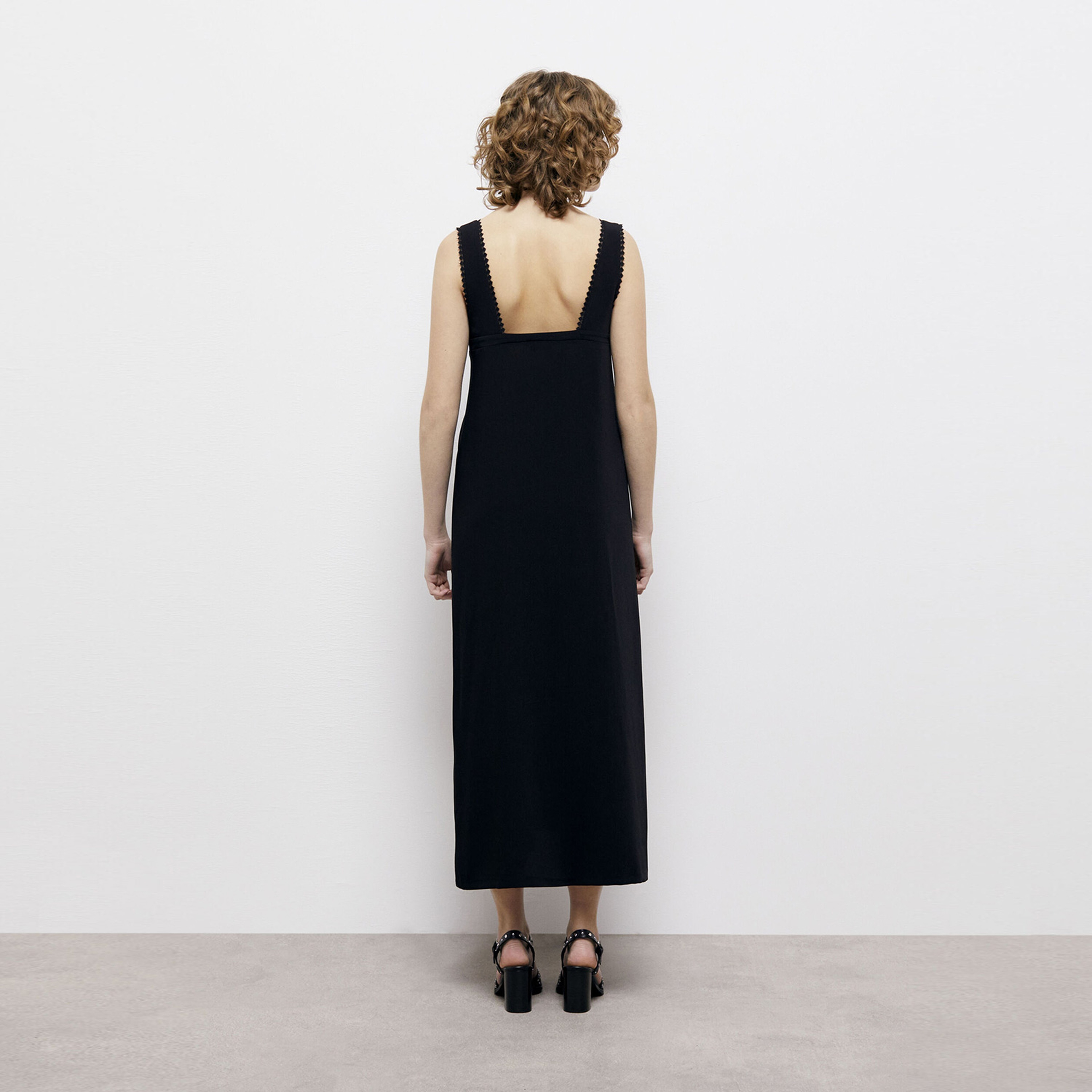 KADIN SİYAH UZUN ELBİSE