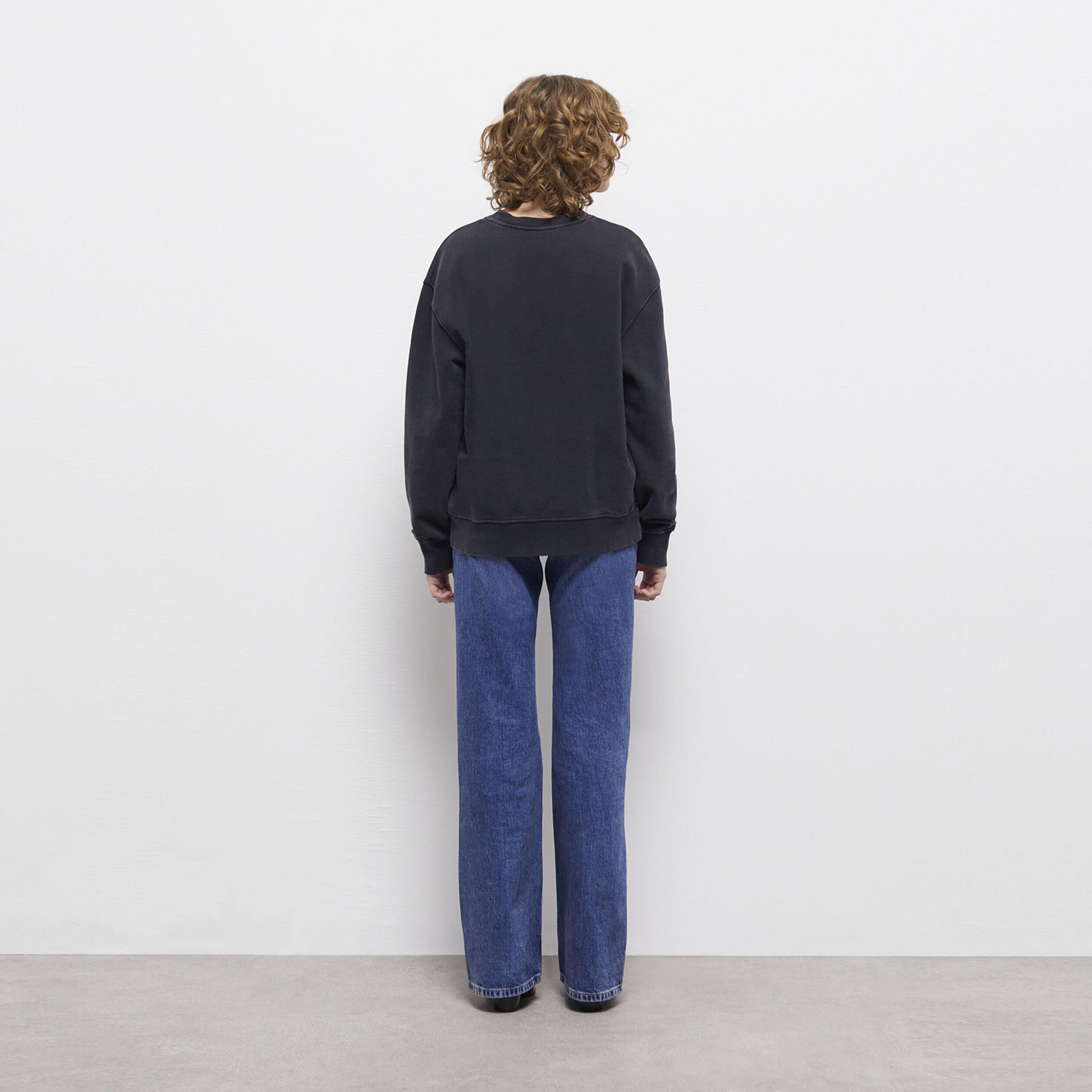 KADIN BASKILI SİYAH SWEATSHIRT