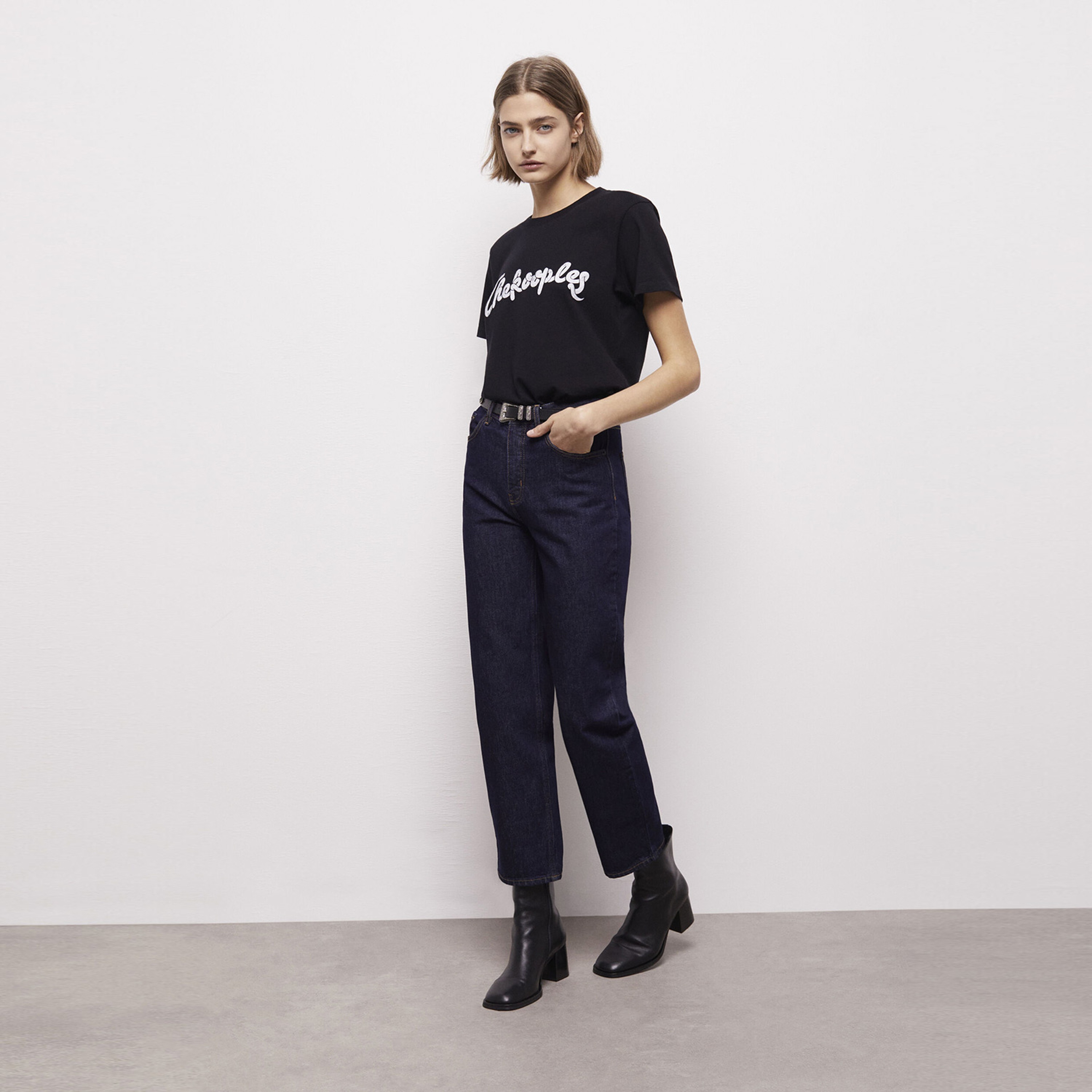 KADIN BASKILI SİYAH T-SHIRT