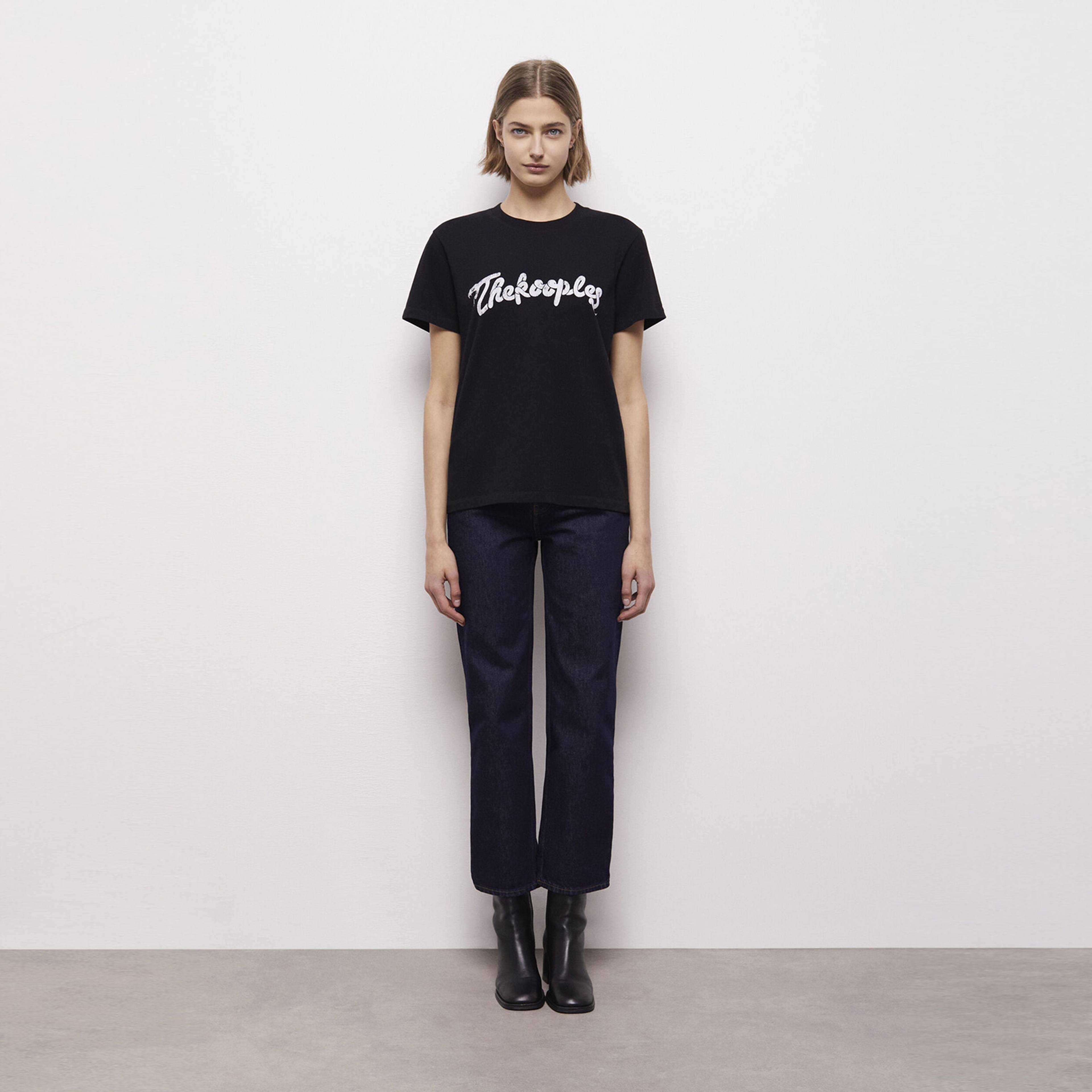 KADIN BASKILI SİYAH T-SHIRT