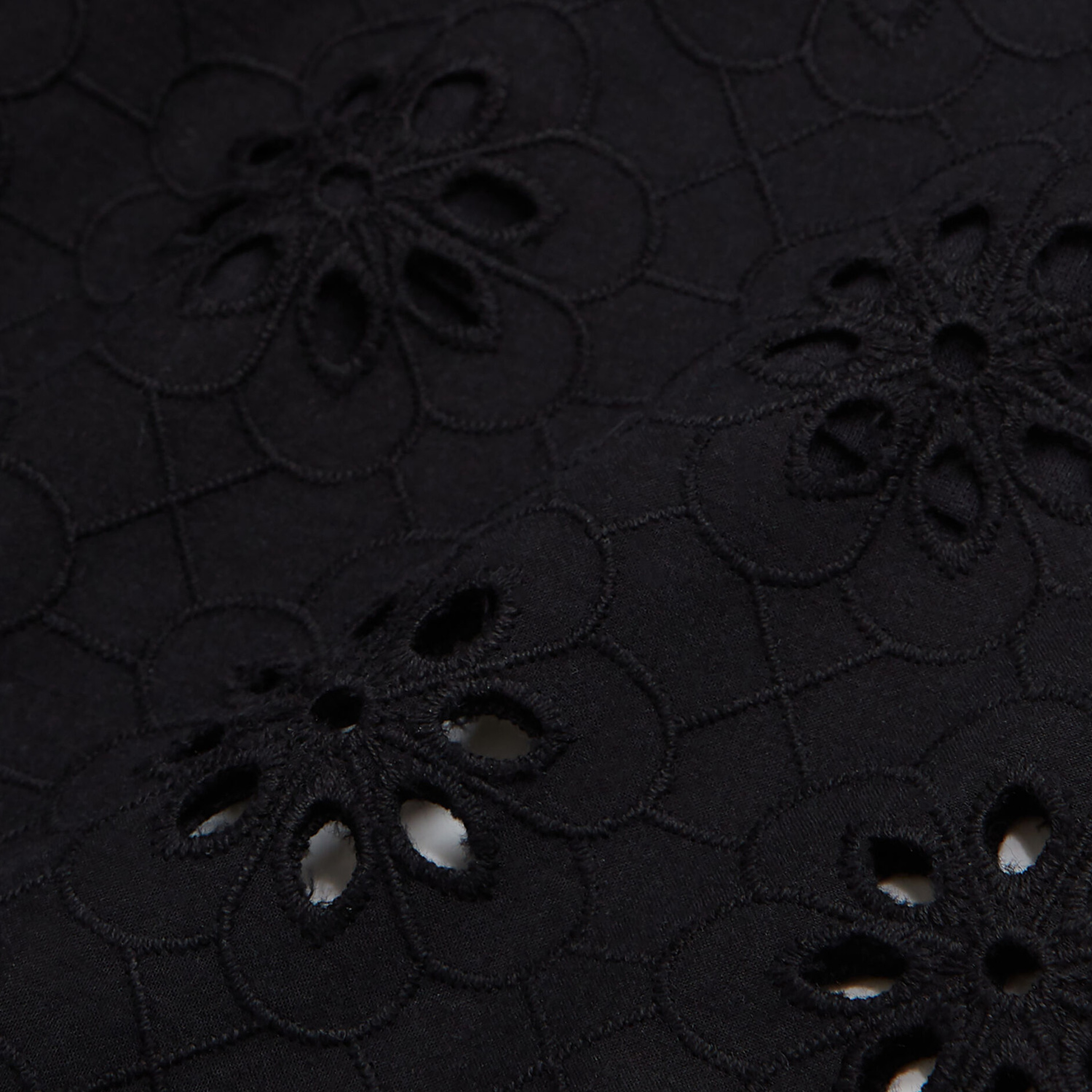 KADIN İŞLEMELİ SİYAH PANTOLON