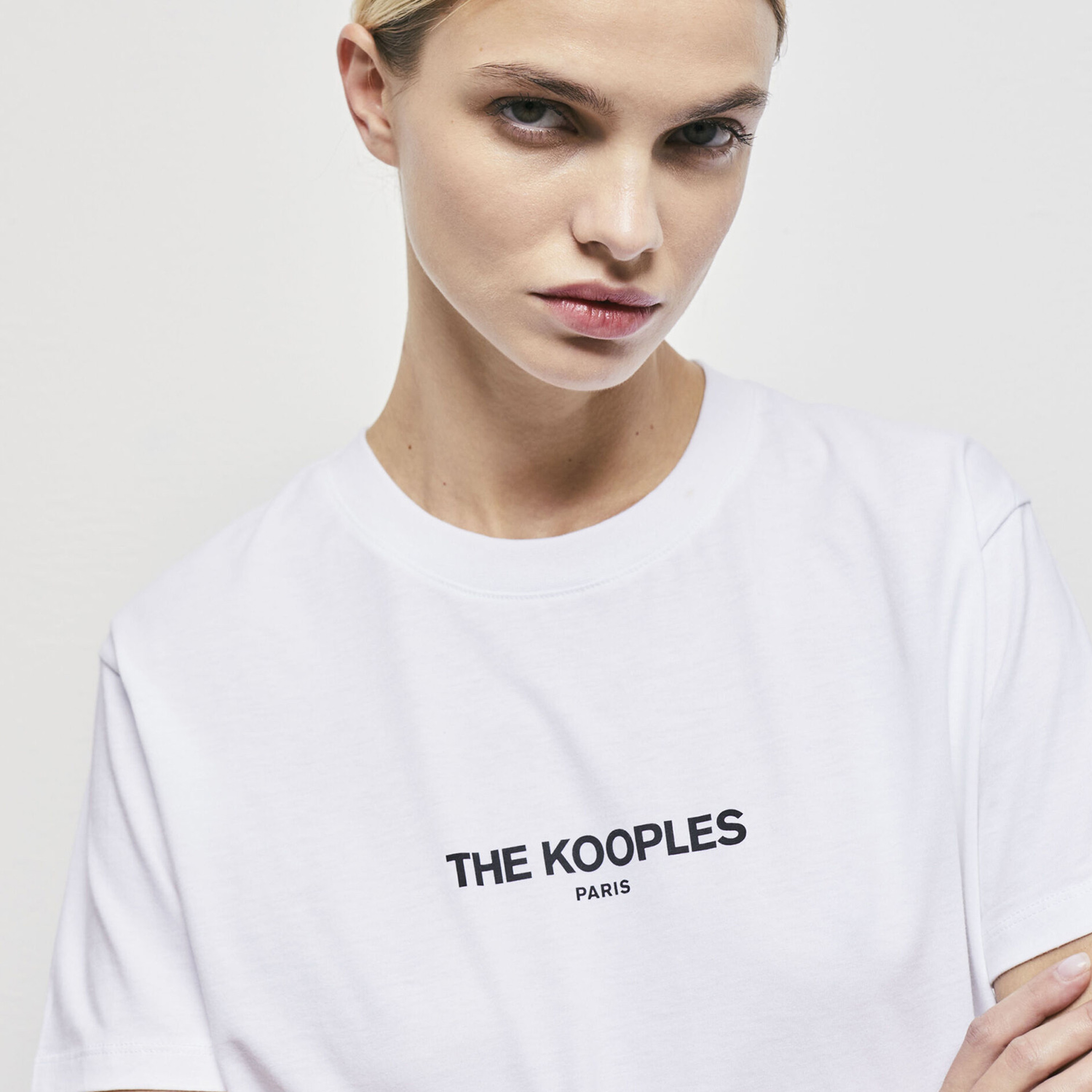 KADIN LOGO BASKILI BEYAZ TSHIRT