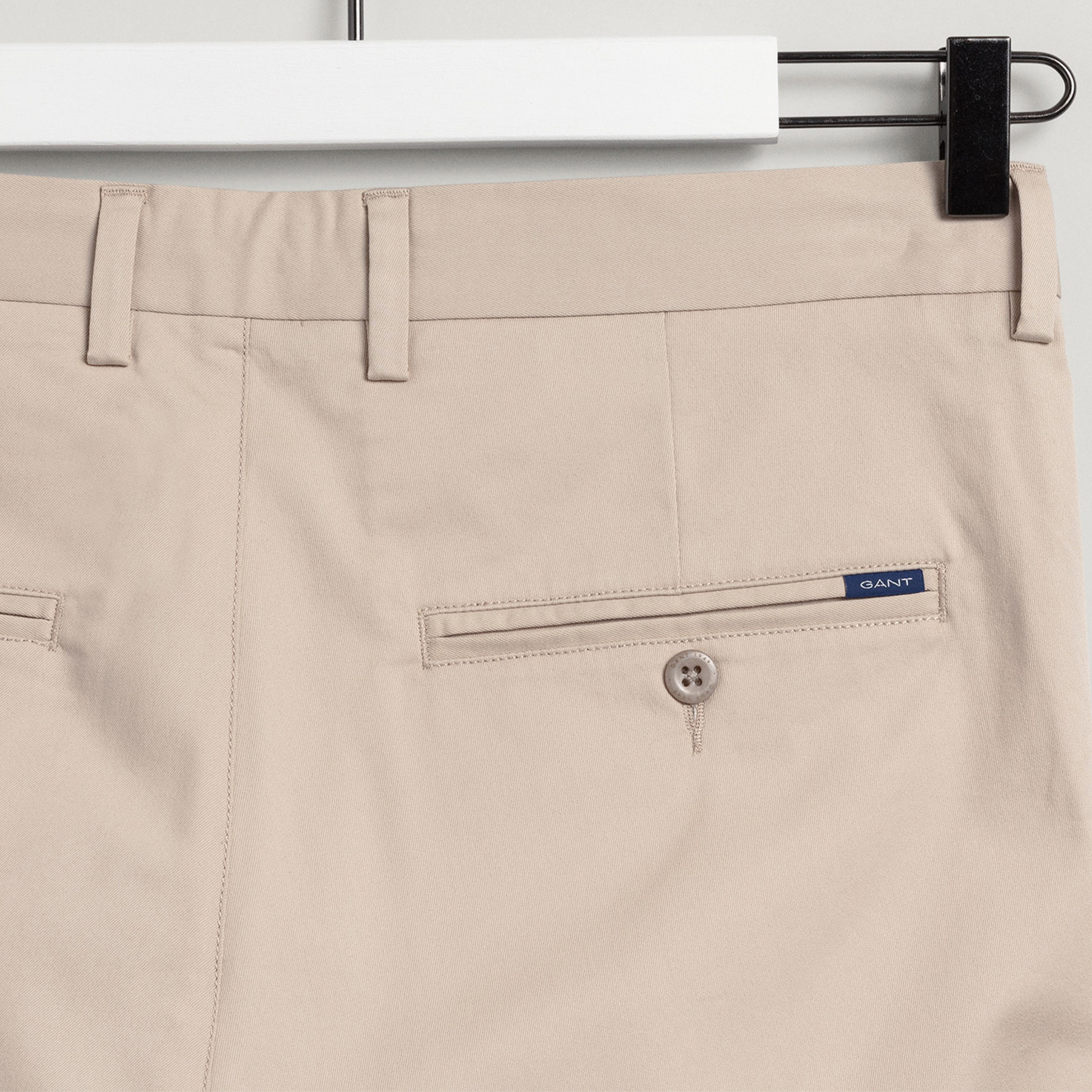 GANT Erkek Bej Slim Fit Şort