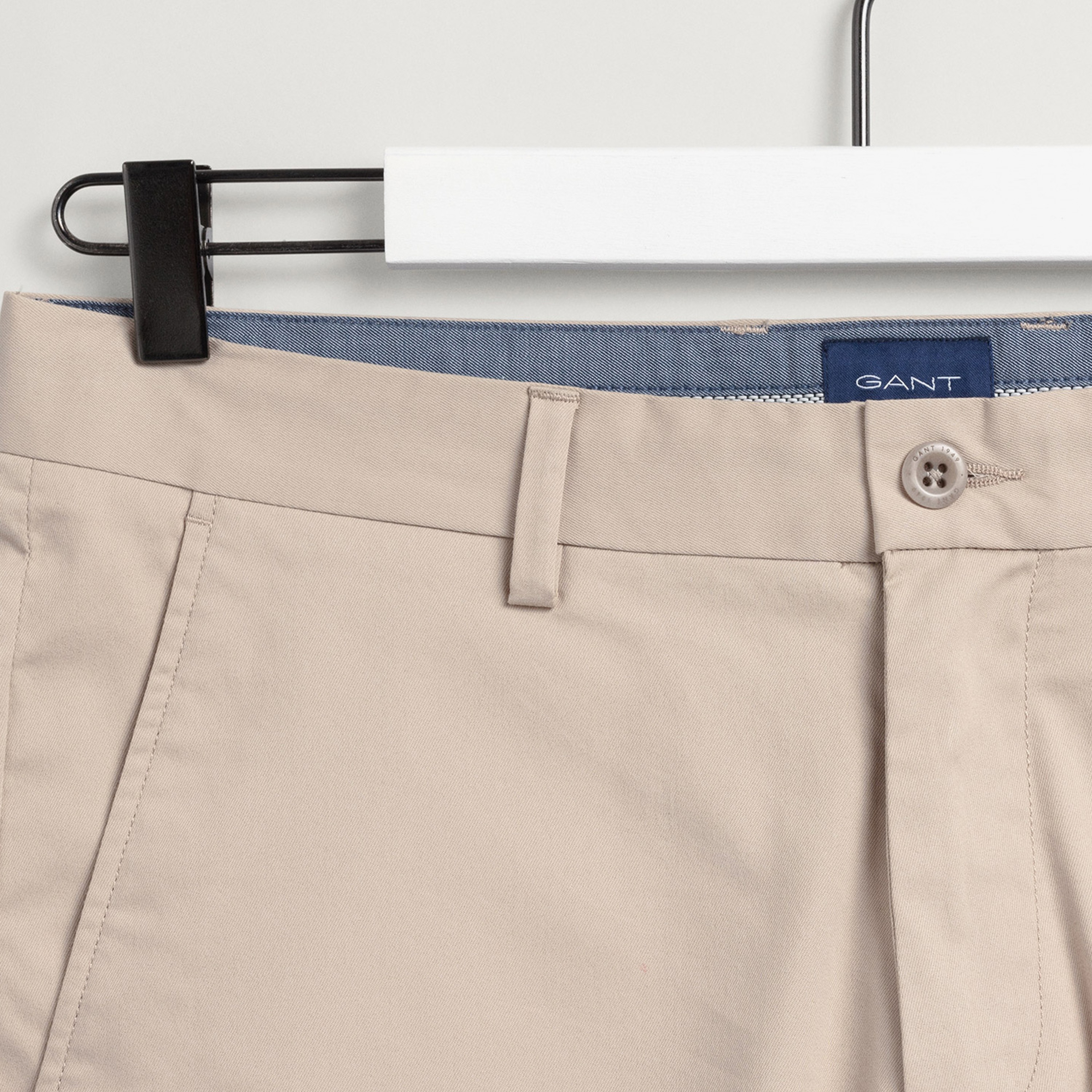 GANT Erkek Bej Slim Fit Şort