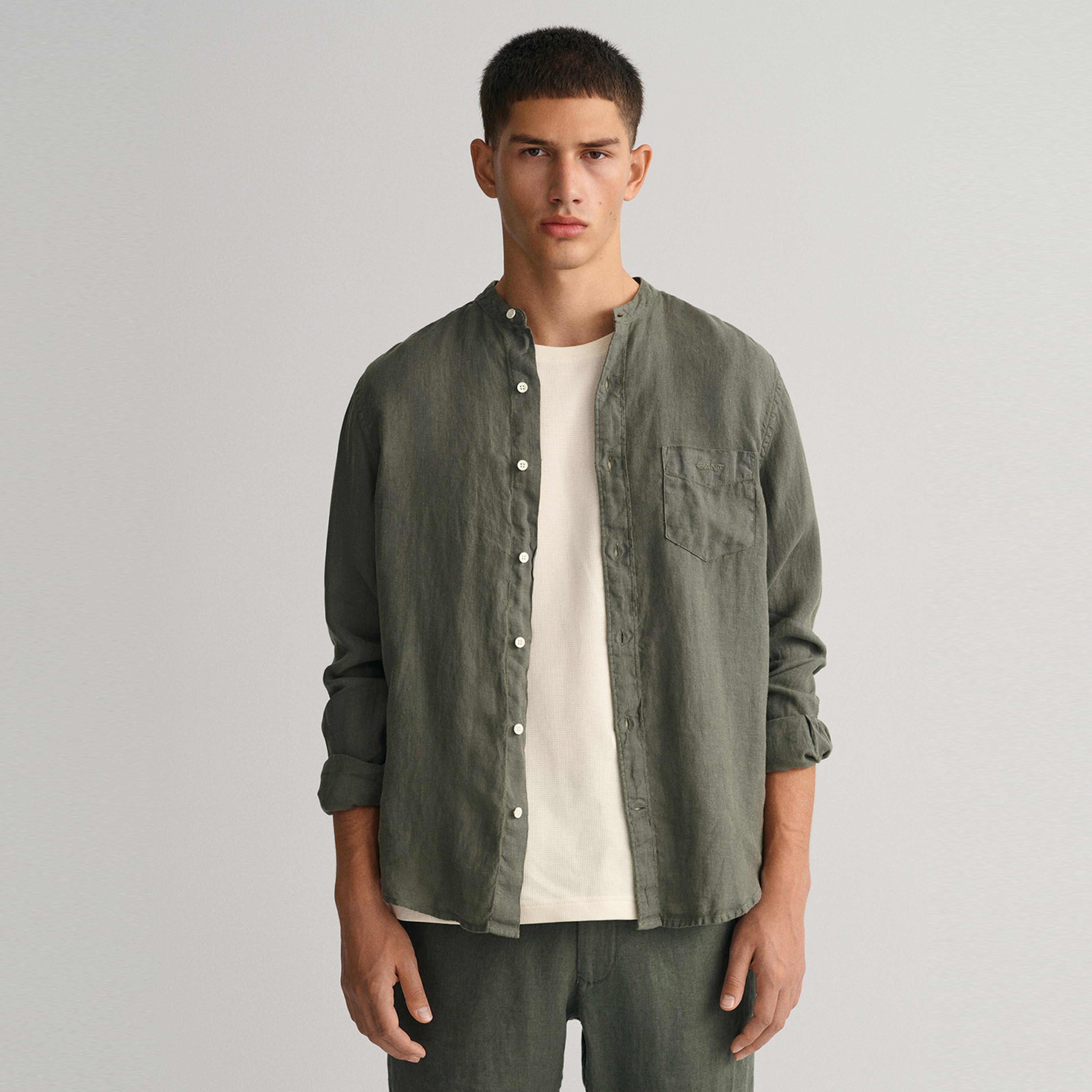 GANT Erkek Yeşil Regular Fit Hakim Yaka Keten Gömlek
