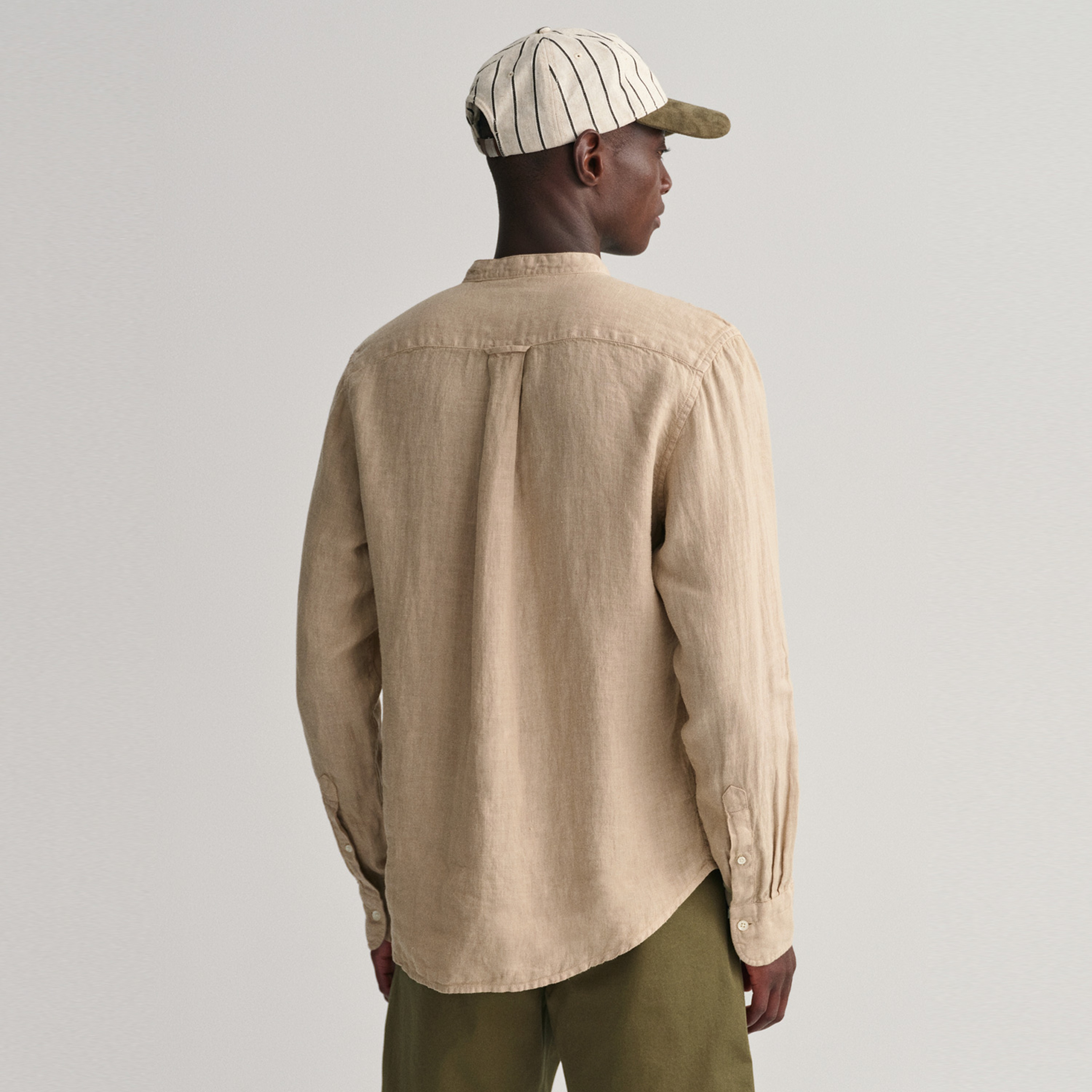 GANT Erkek Bej Regular Fit Hakim Yaka Keten Gömlek