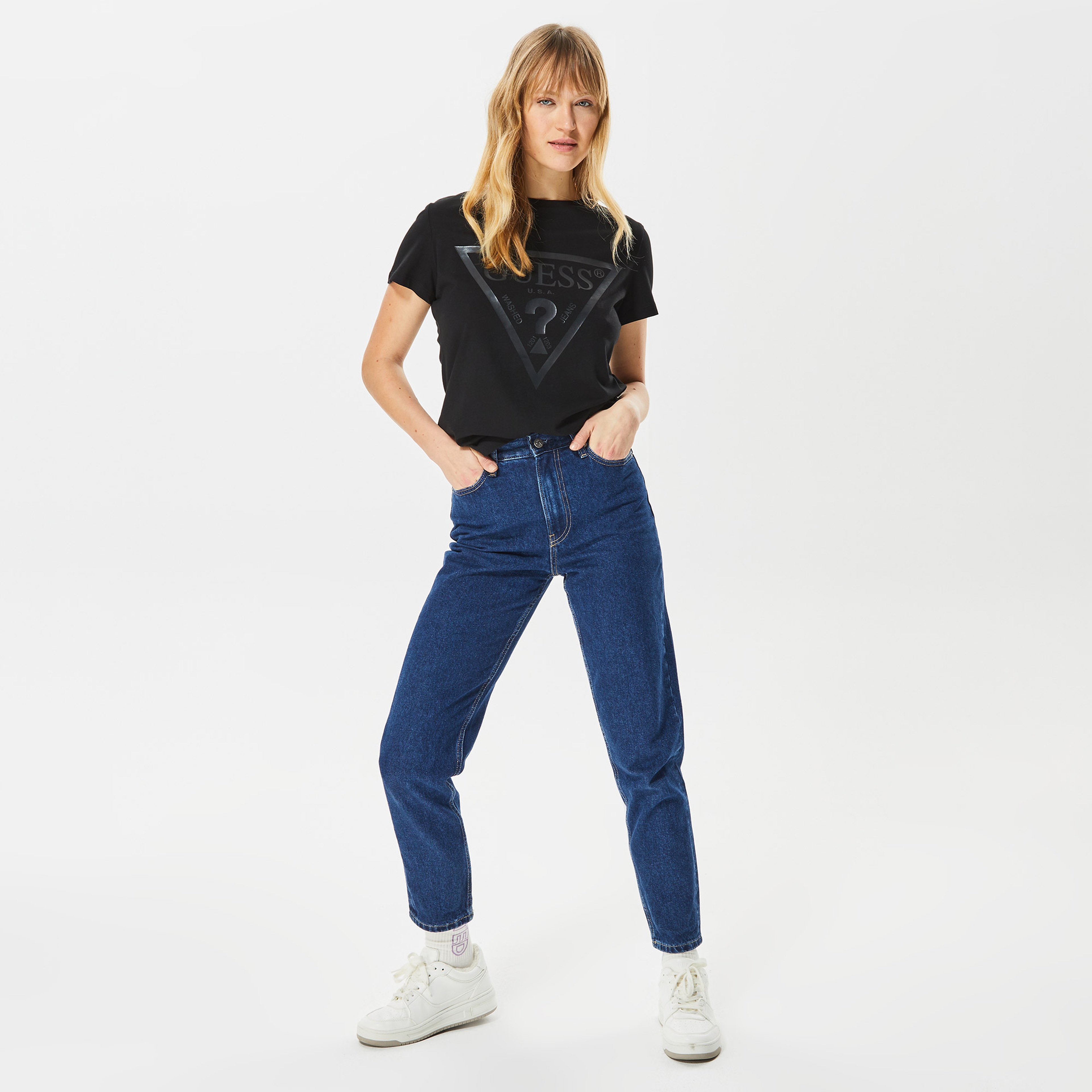 Guess Kadın Siyah T-Shirt