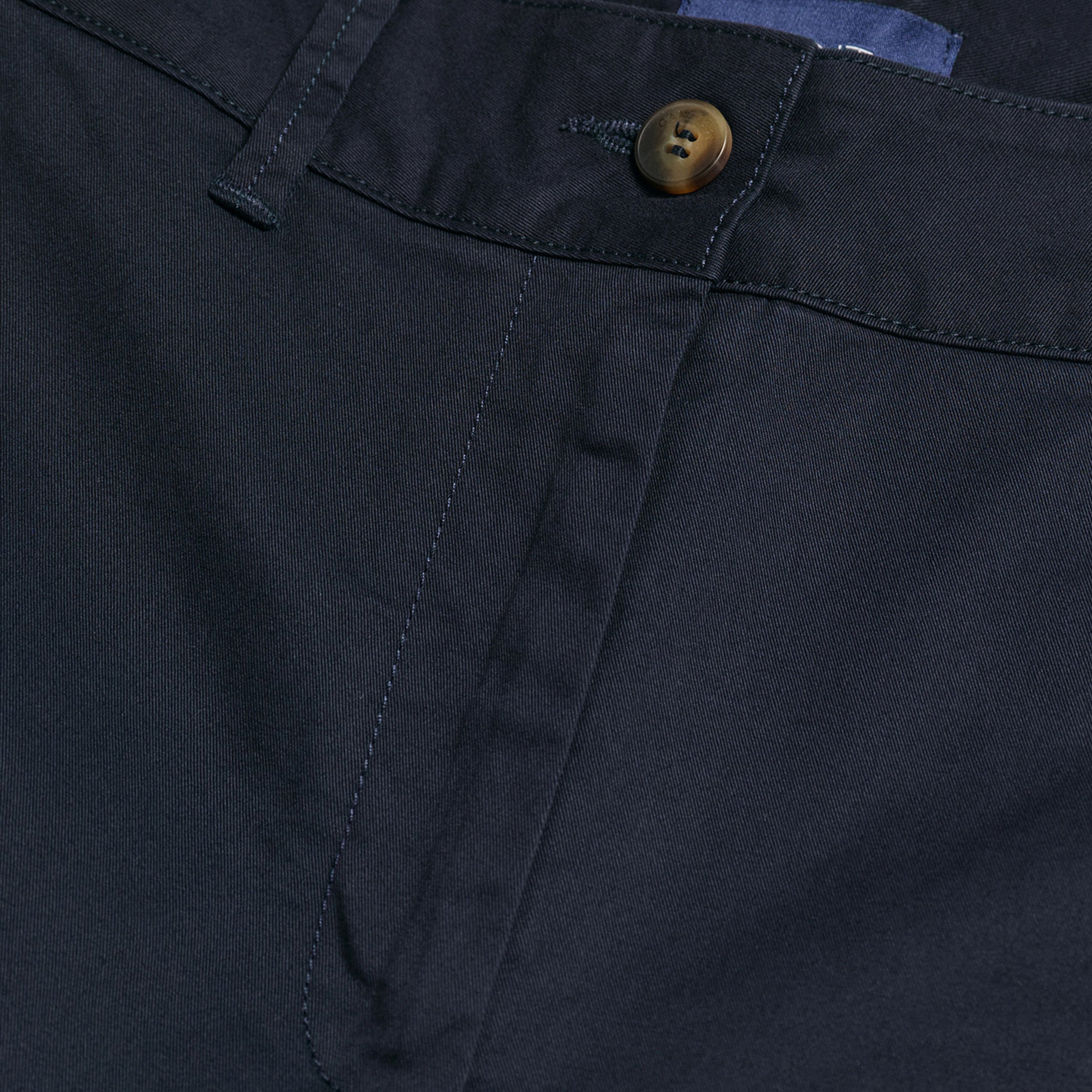 GANT Kadın Lacivert Slim Fit Şort