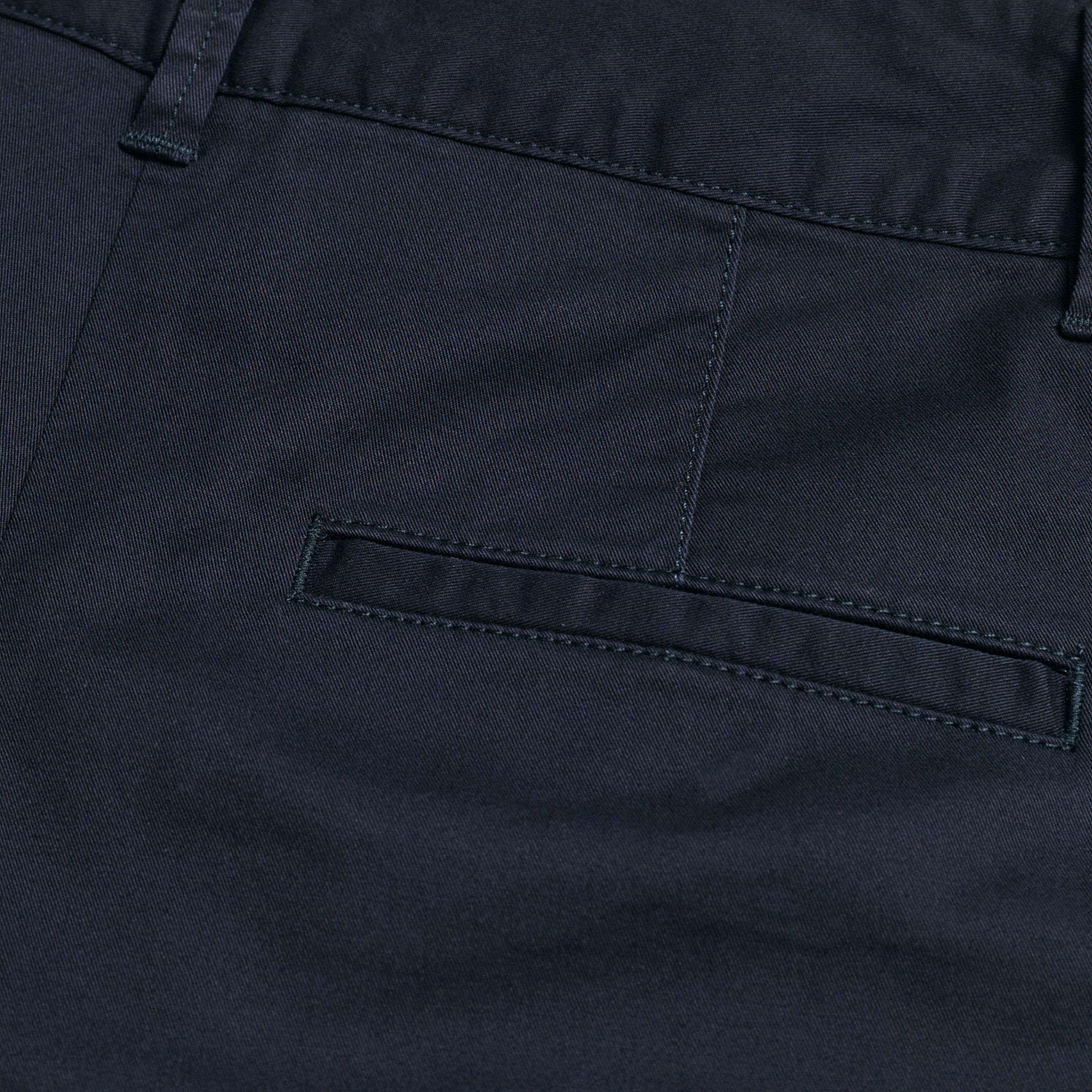 GANT Kadın Lacivert Slim Fit Şort