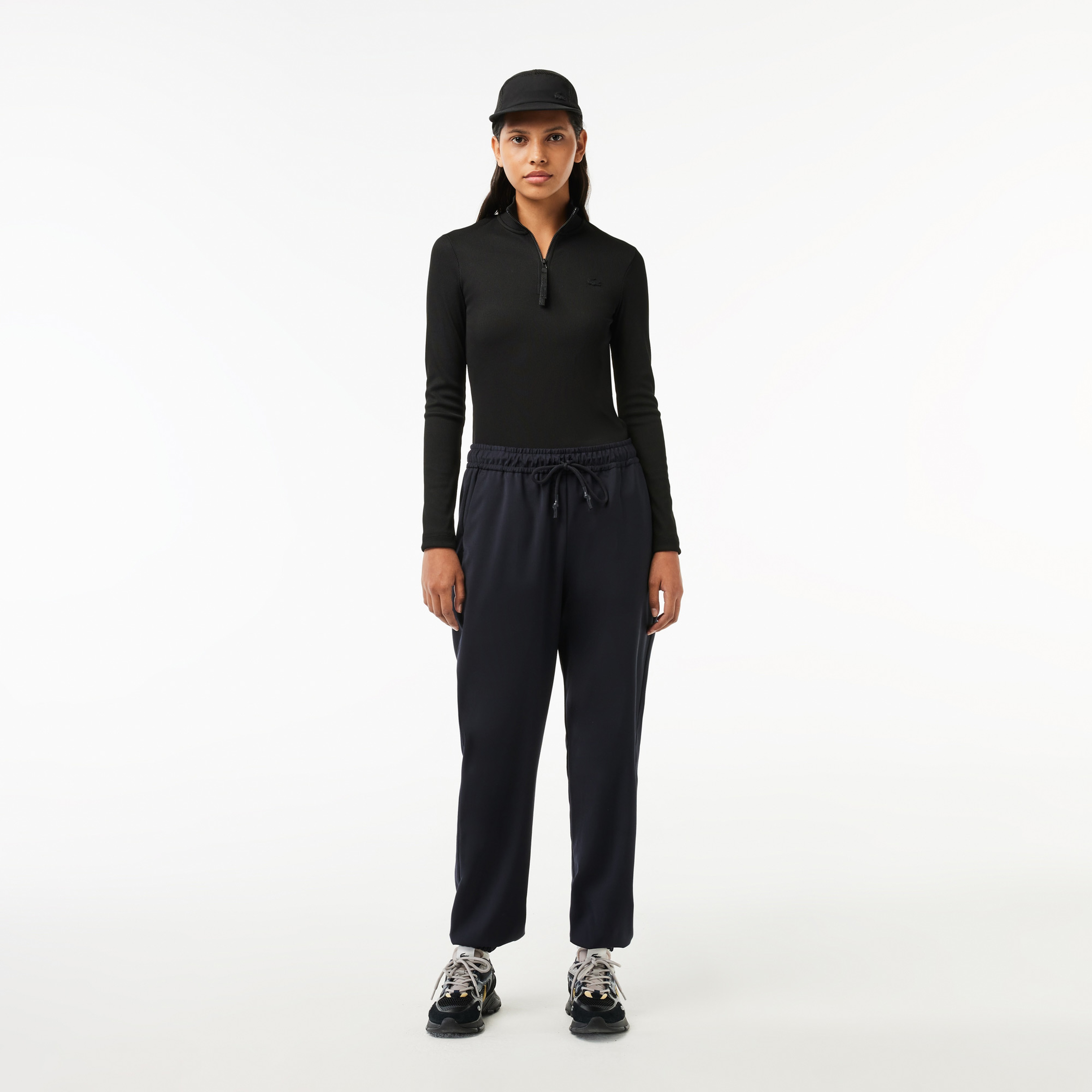 Lacoste Kadın Slim Fit Uzun Kollu Yarım Fermuarlı Siyah Polo