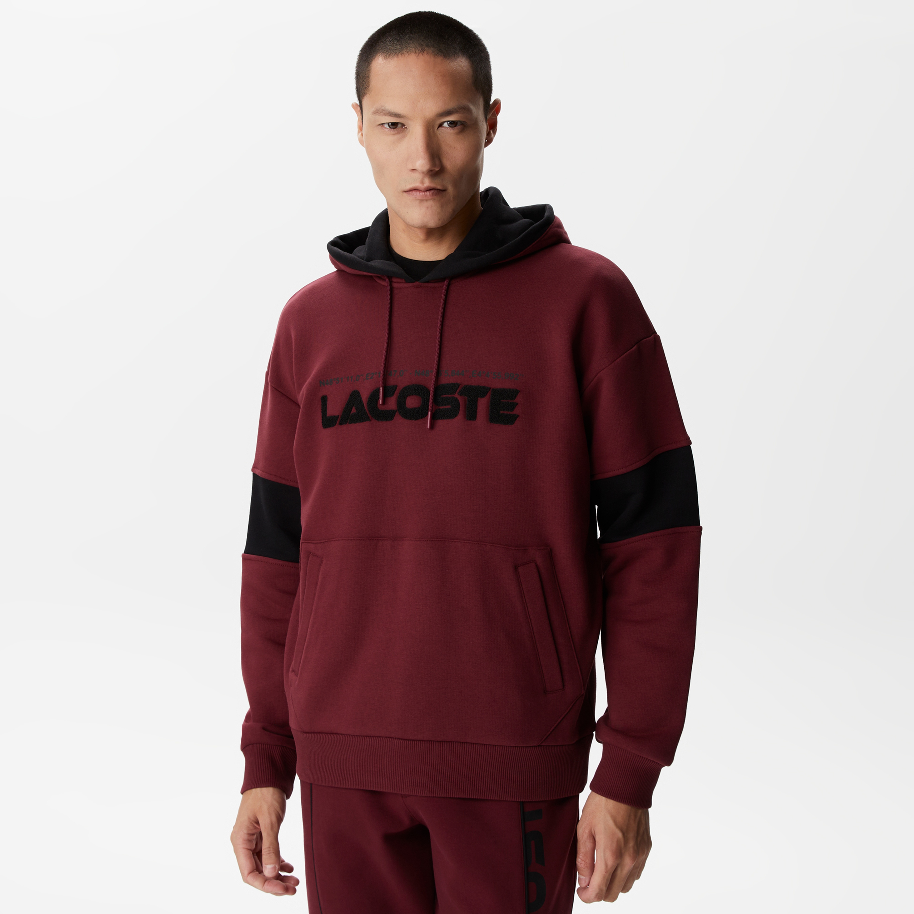 Erkek Relaxed Fit Kapüşonlu Renk Bloklu Bordo Sweatshirt