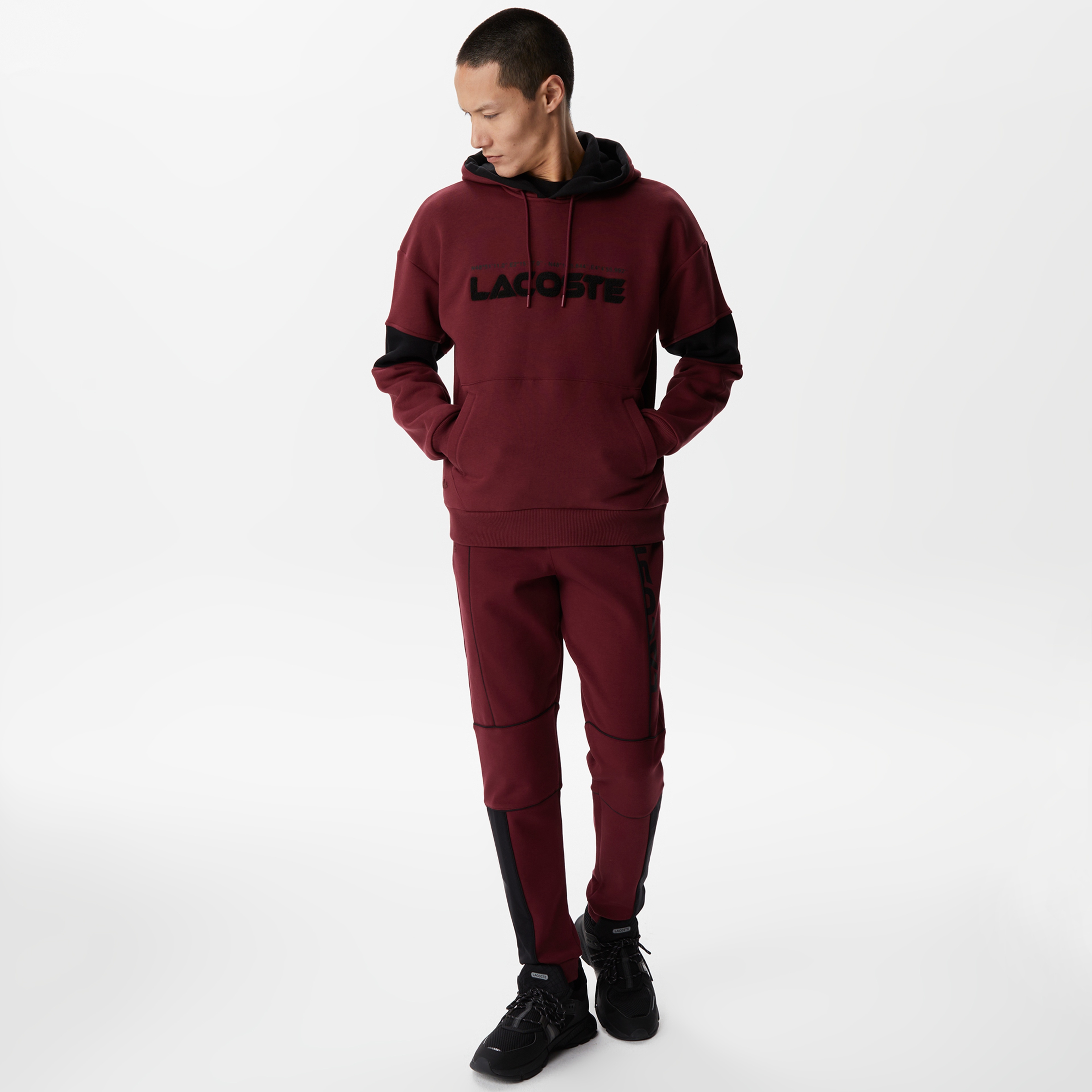 Erkek Relaxed Fit Kapüşonlu Renk Bloklu Bordo Sweatshirt