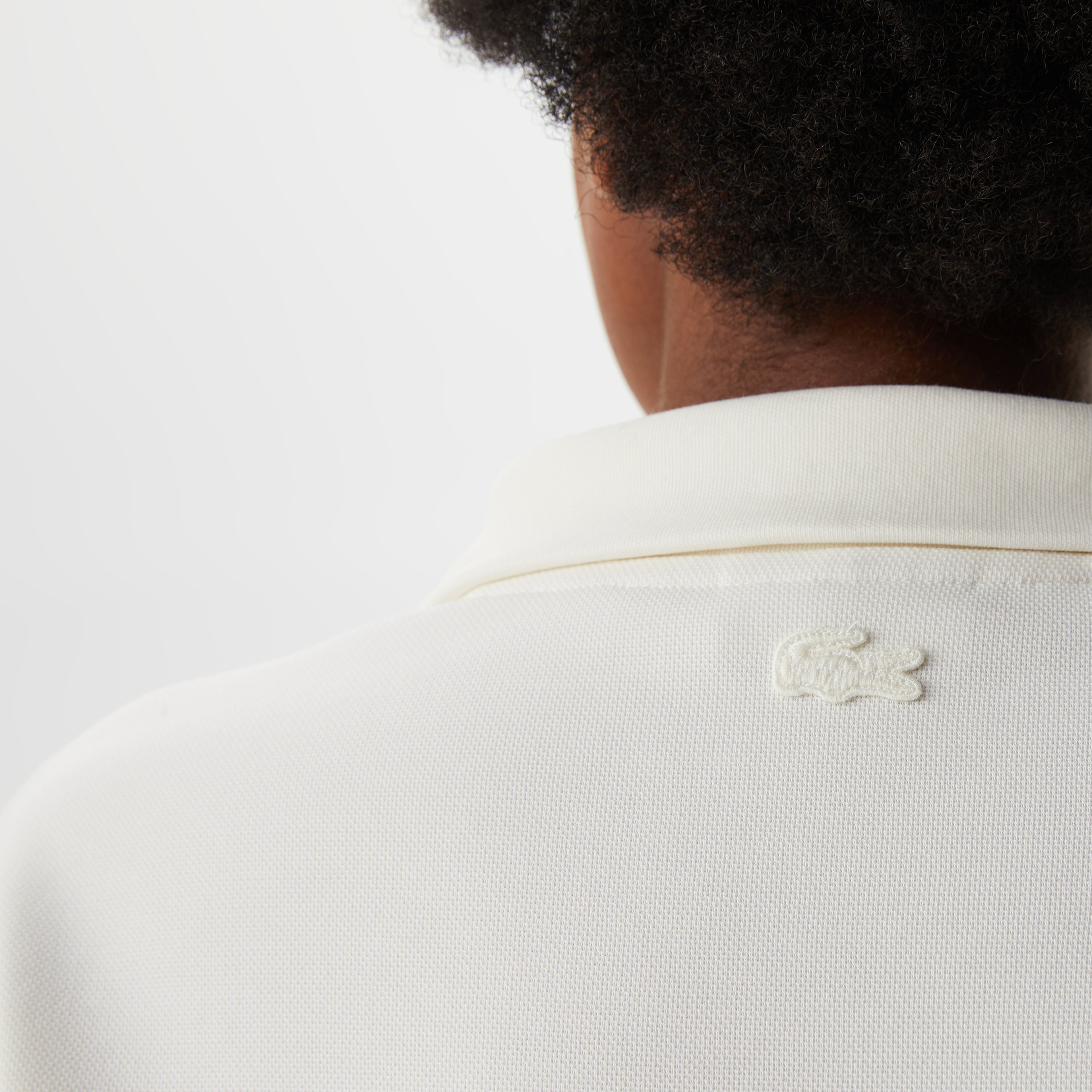 Kadın Regular Fit Fermuarlı Dik Yaka Beyaz Sweatshirt