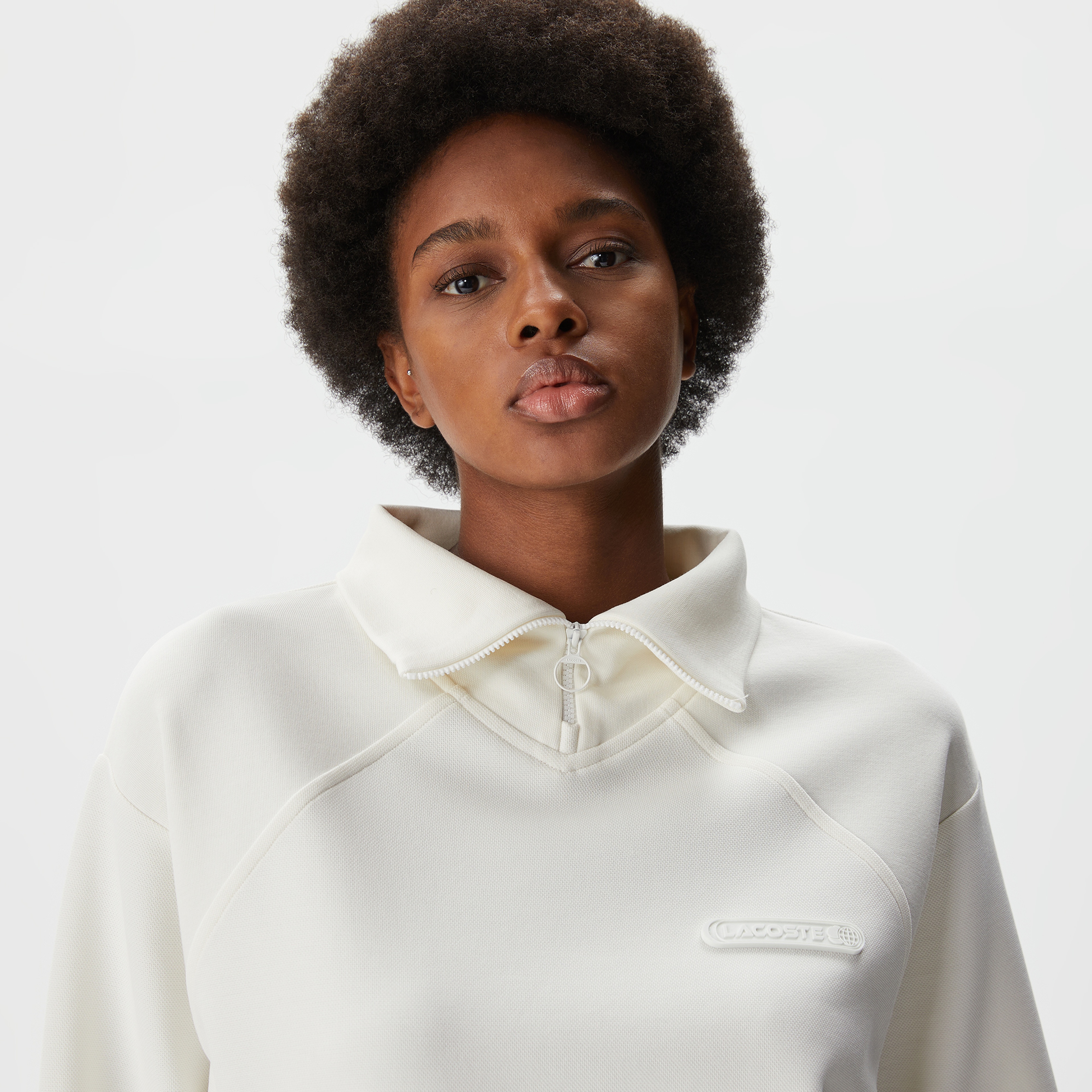 Kadın Regular Fit Fermuarlı Dik Yaka Beyaz Sweatshirt