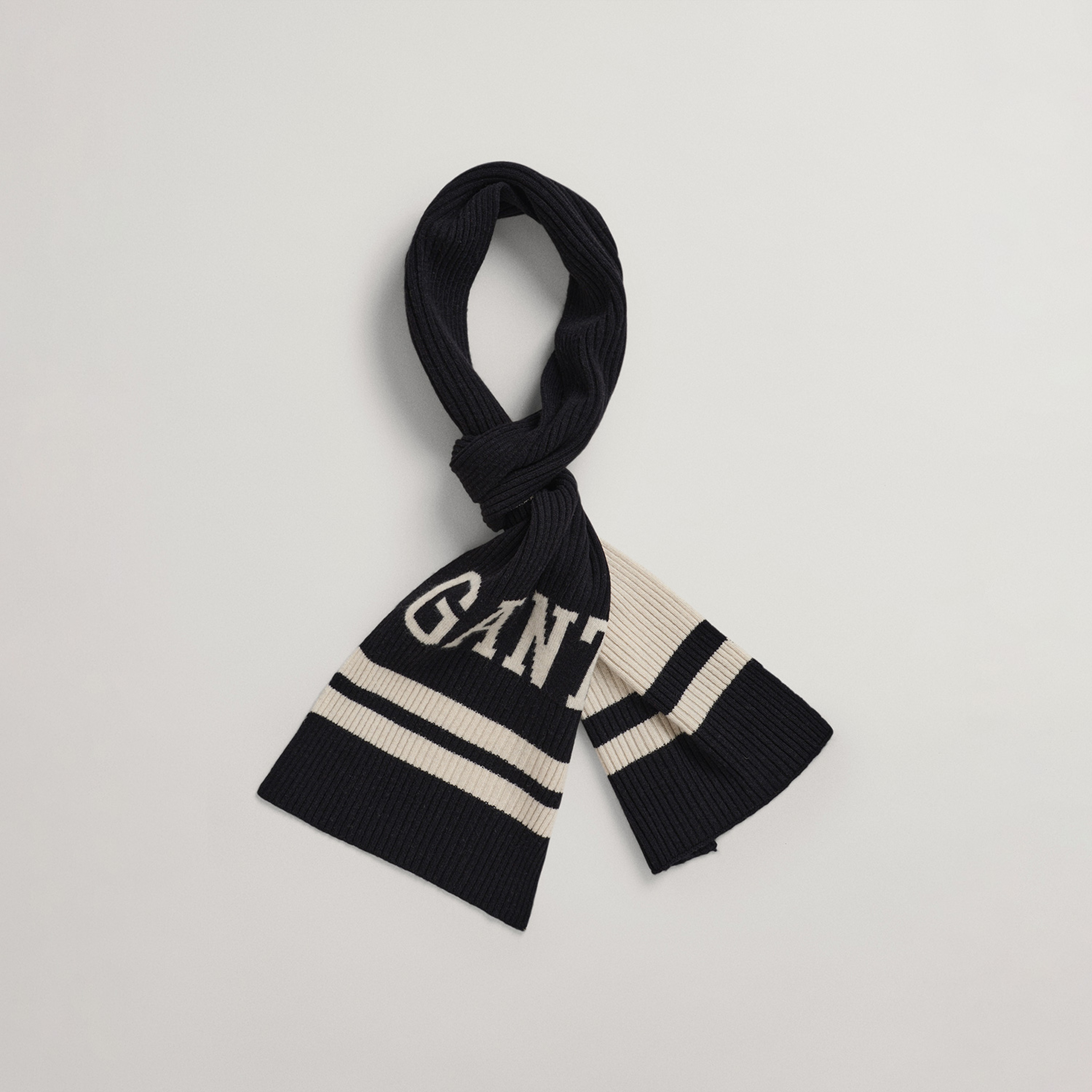 Gant Unisex Siyah Logolu Atkı