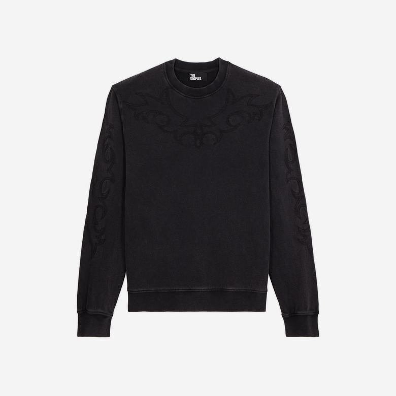ERKEK İŞLEMELİ SİYAH SWEATSHIRT