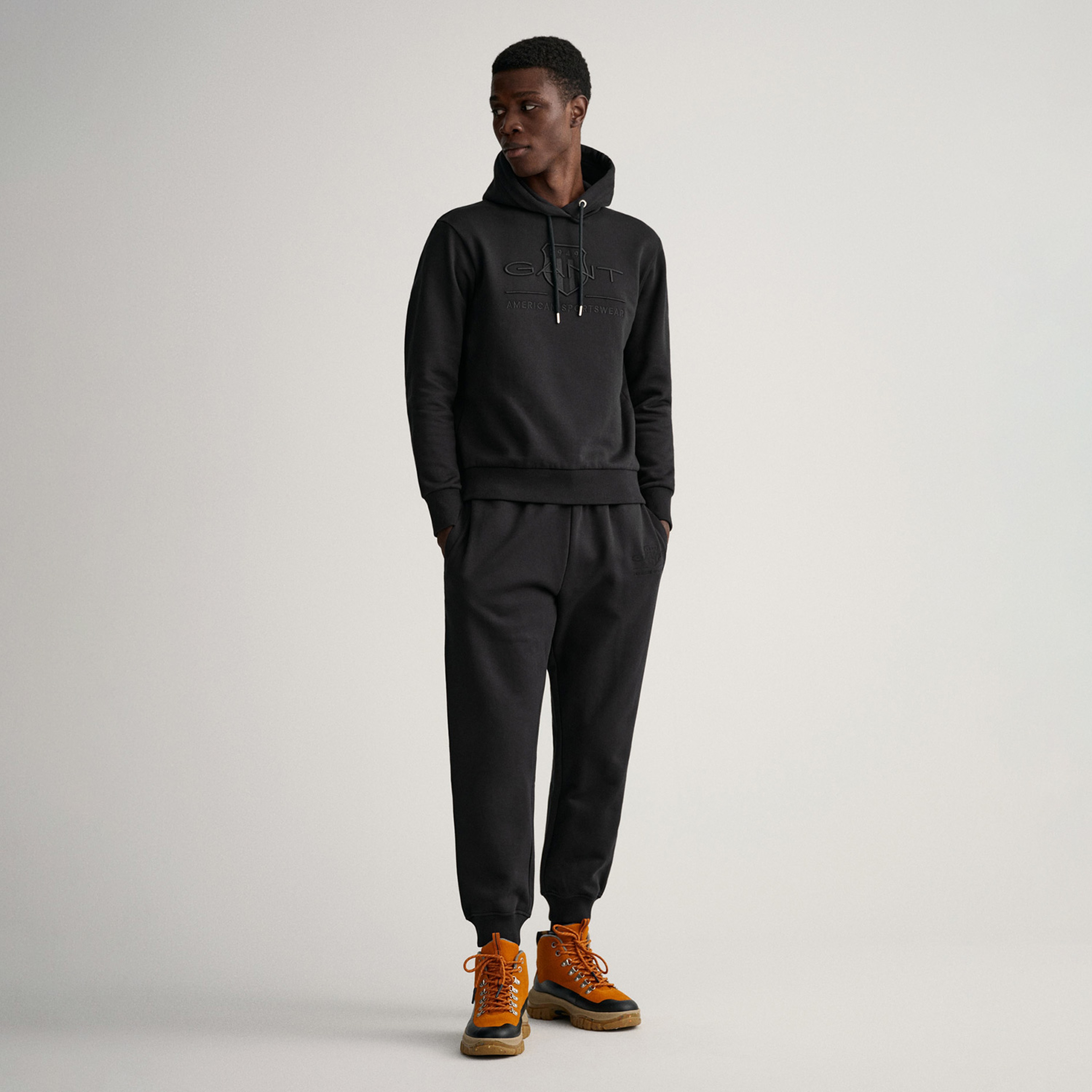 Gant Erkek Siyah Regular Fit Kapüşonlu Logolu Sweatshirt