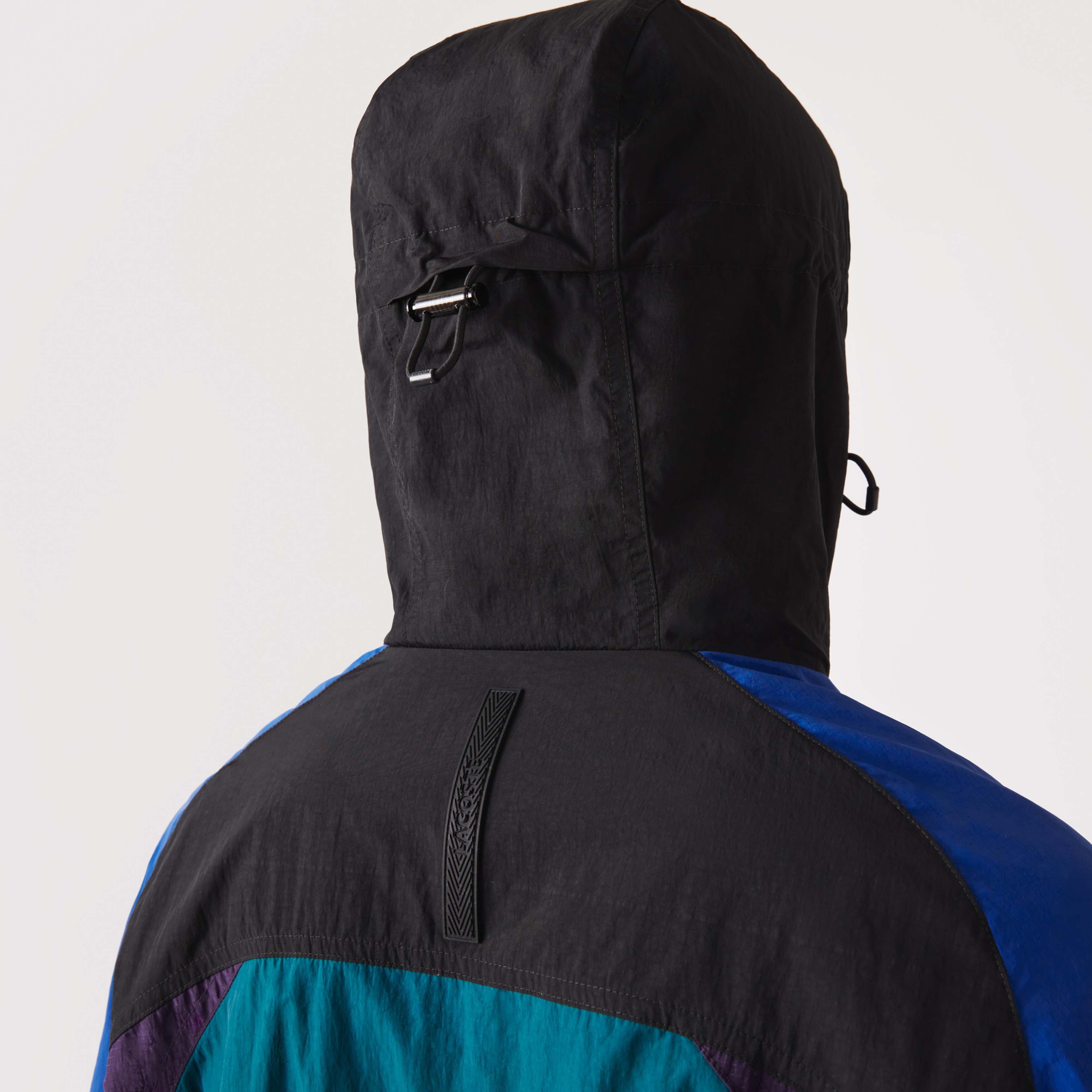 Lacoste Erkek Kapüşonlu Baskılı Renk Bloklu Lacivert Yağmurluk
