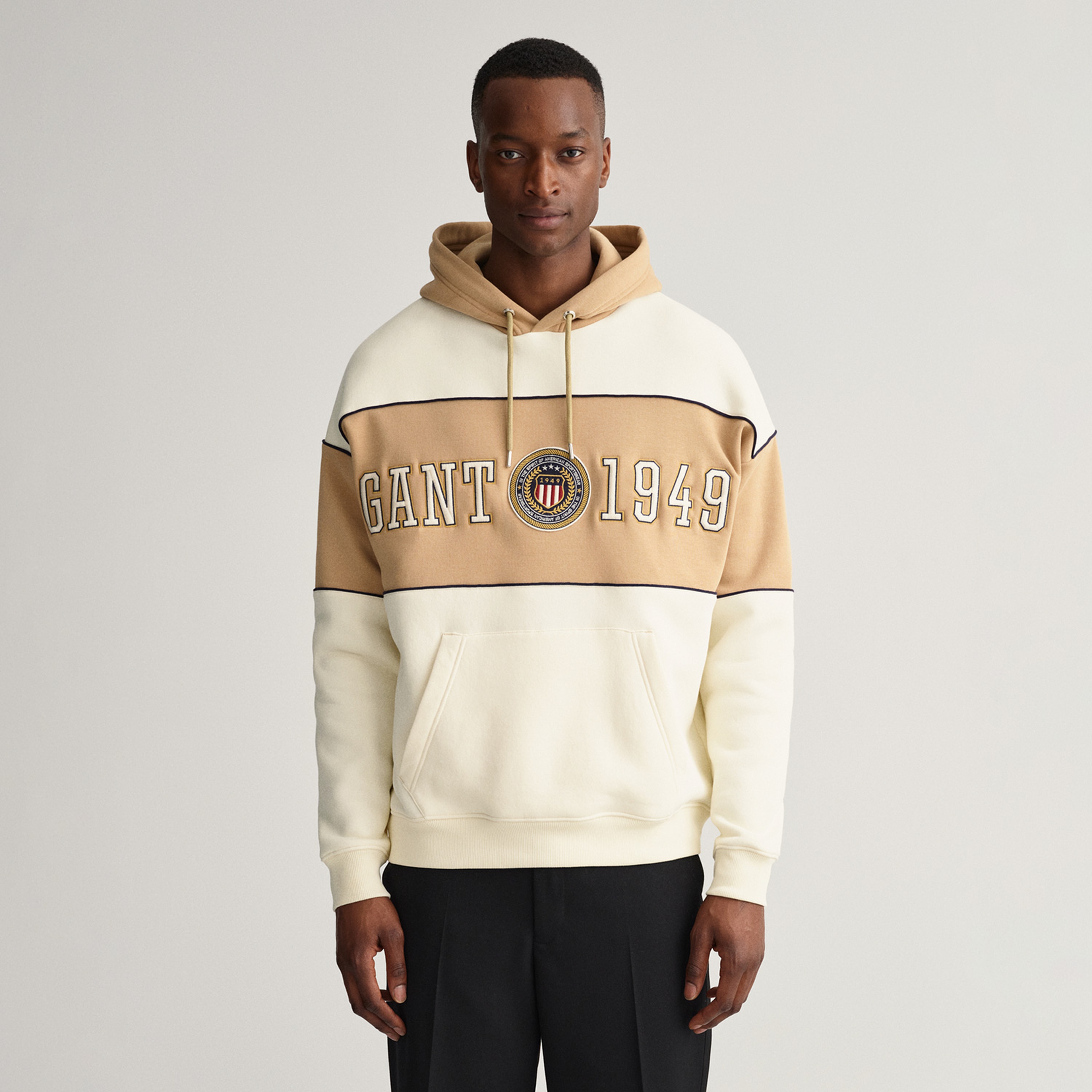 Gant Erkek Bej Relaxed Fit Kapüşonlu Logolu Sweatshirt