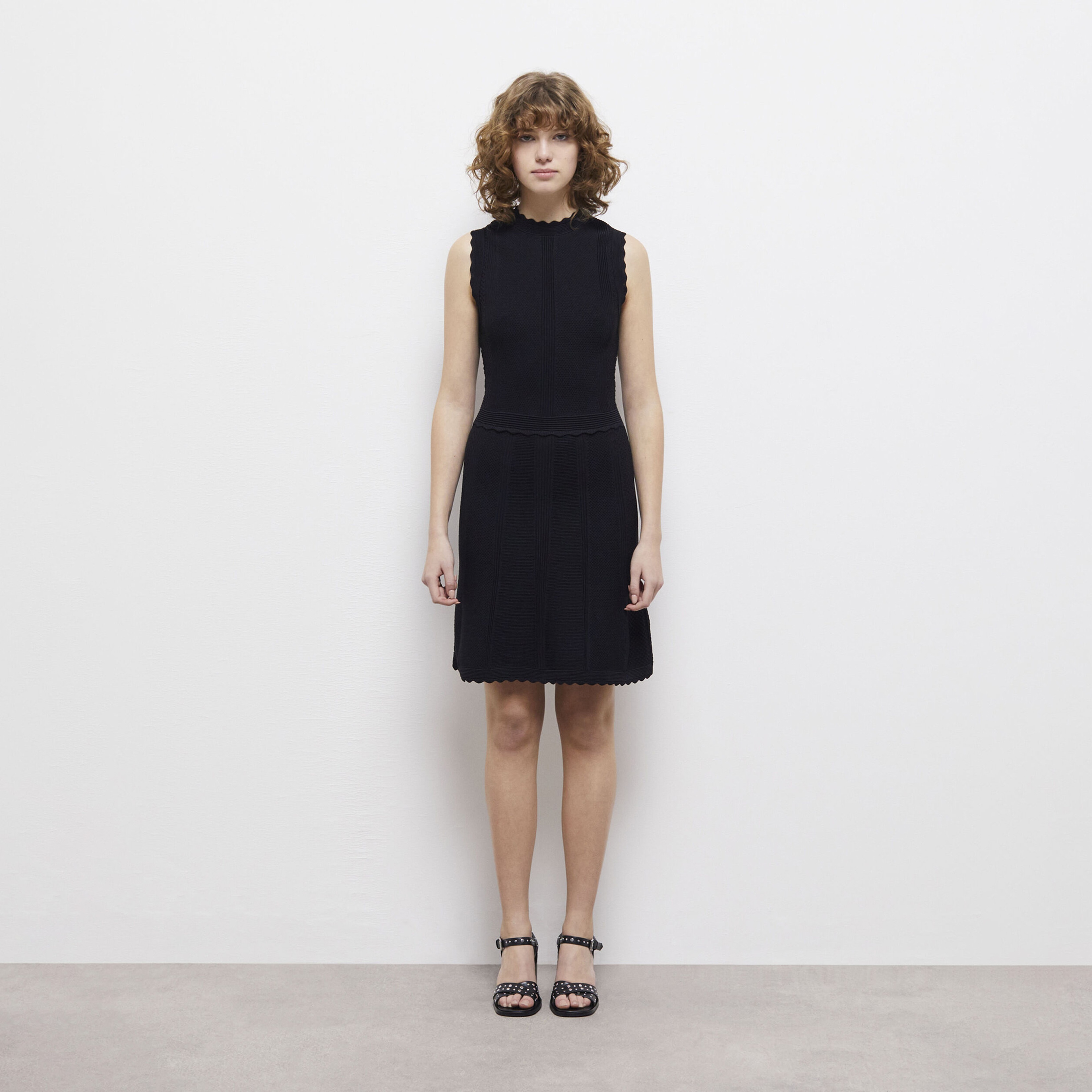 KADIN SİYAH MİNİ ELBİSE