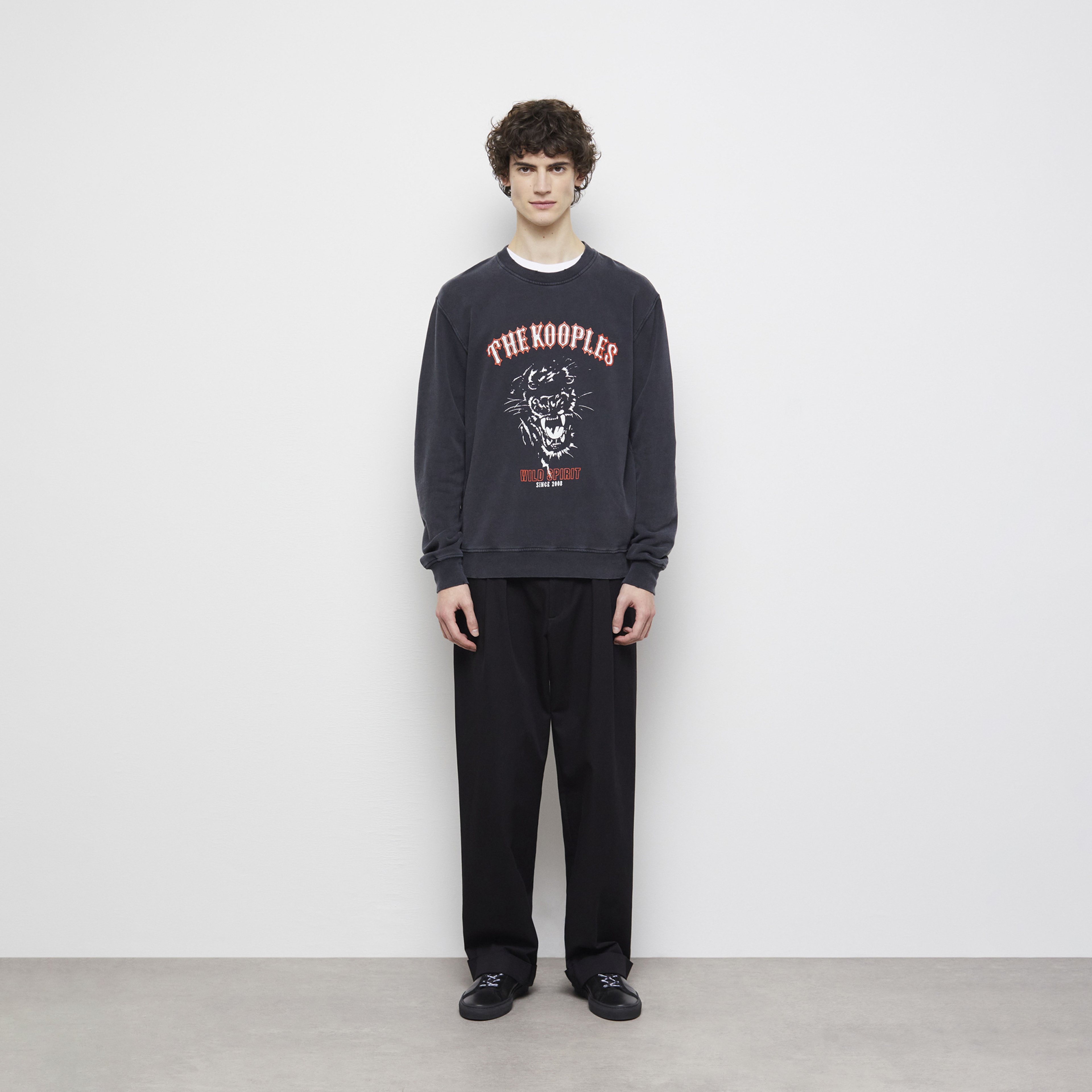 ERKEK BASKILI SİYAH SWEATSHIRT