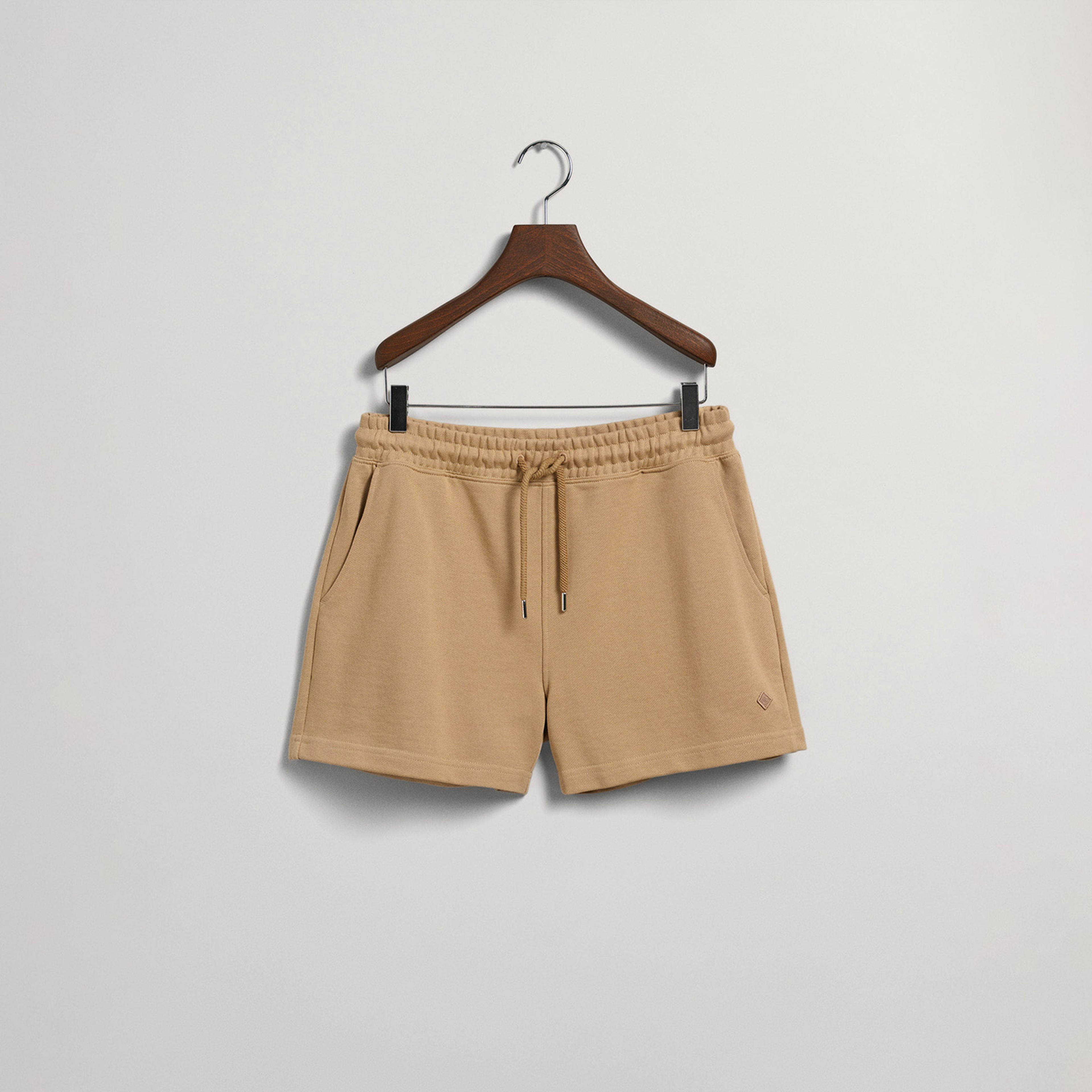 GANT Kadın Bej Relaxed Fit Şort