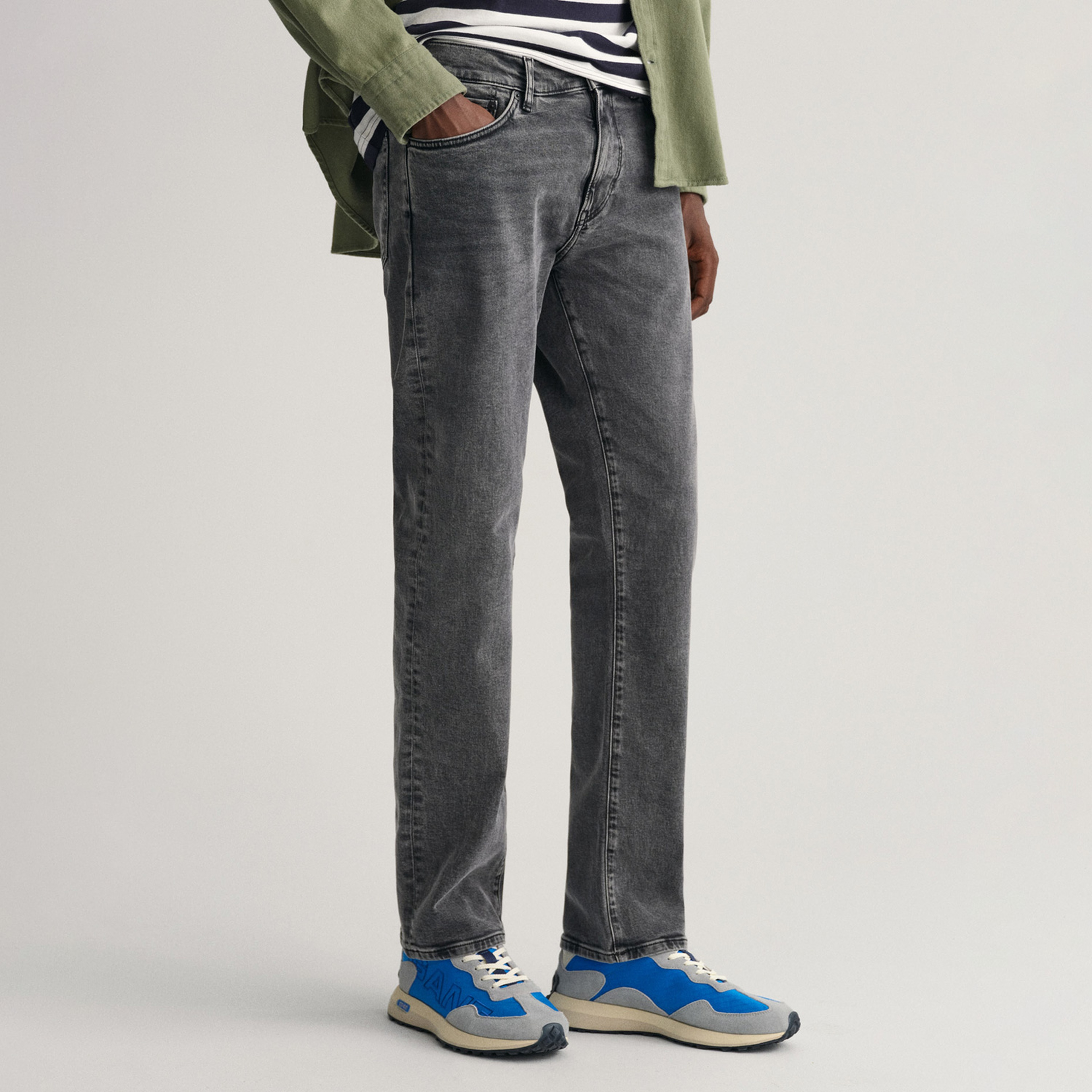 GANT Erkek Gri Regular Fit Arley Jean Pantolon