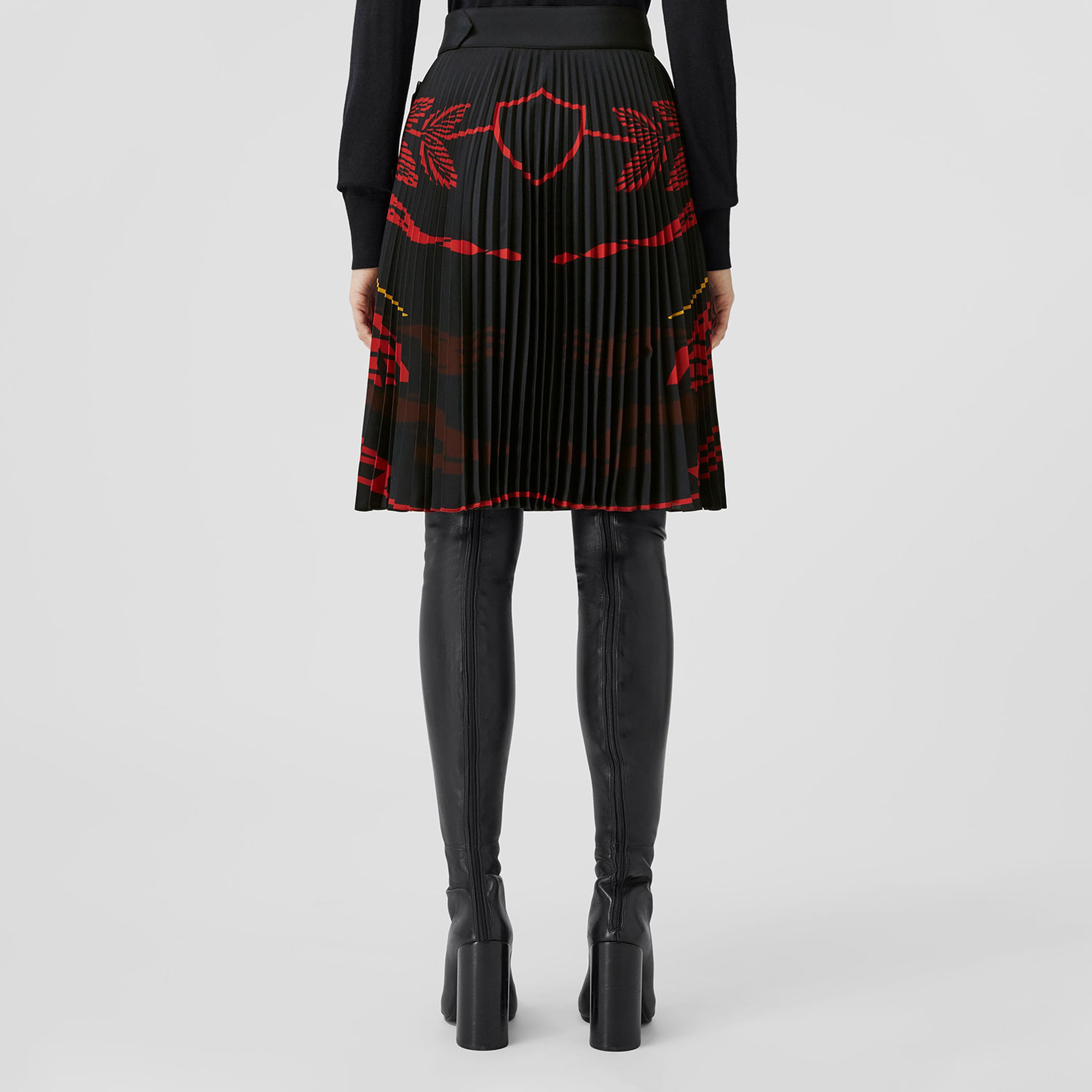 Burberry Kadın Kırmızı Etek