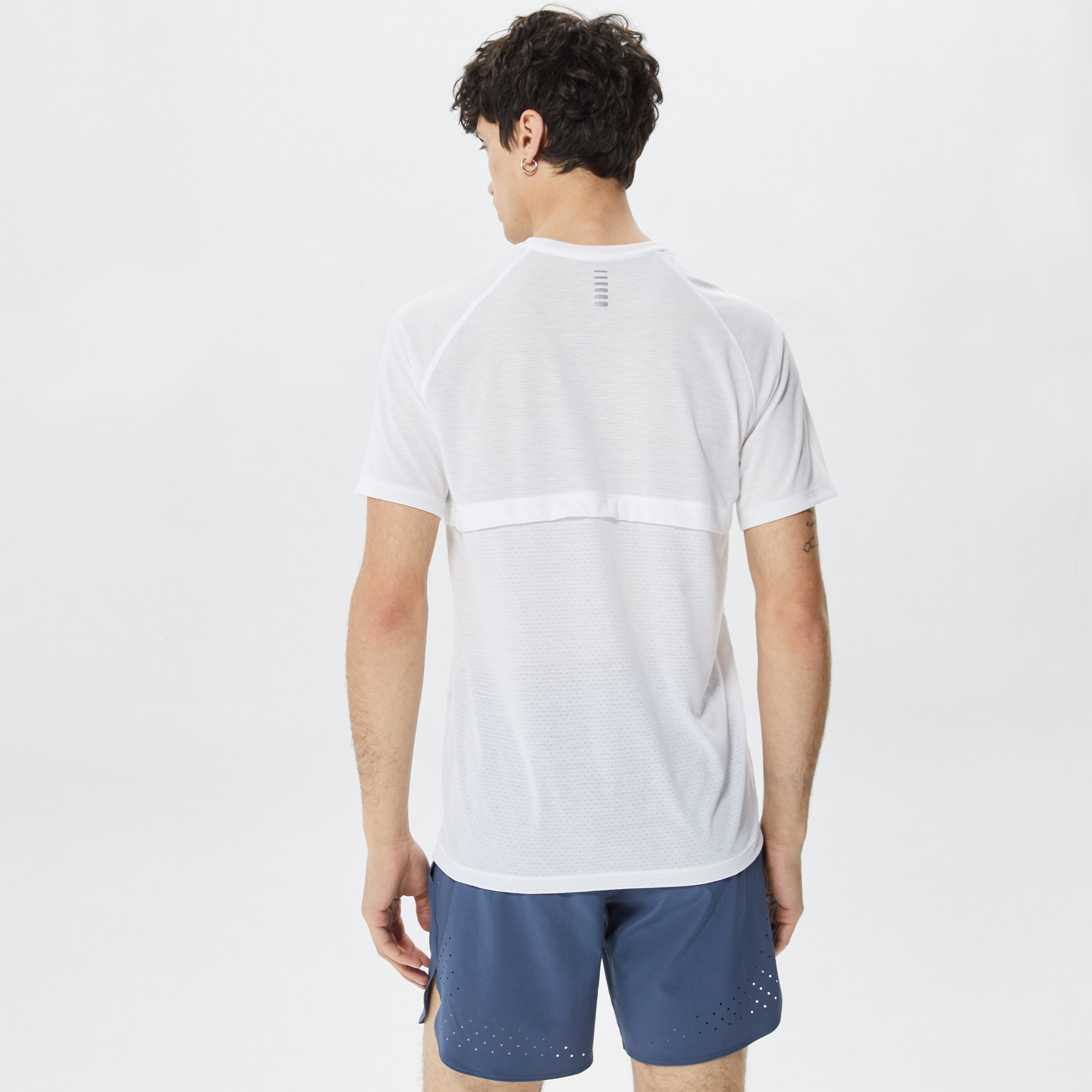 Under Armour Streaker Erkek Beyaz T-Shirt