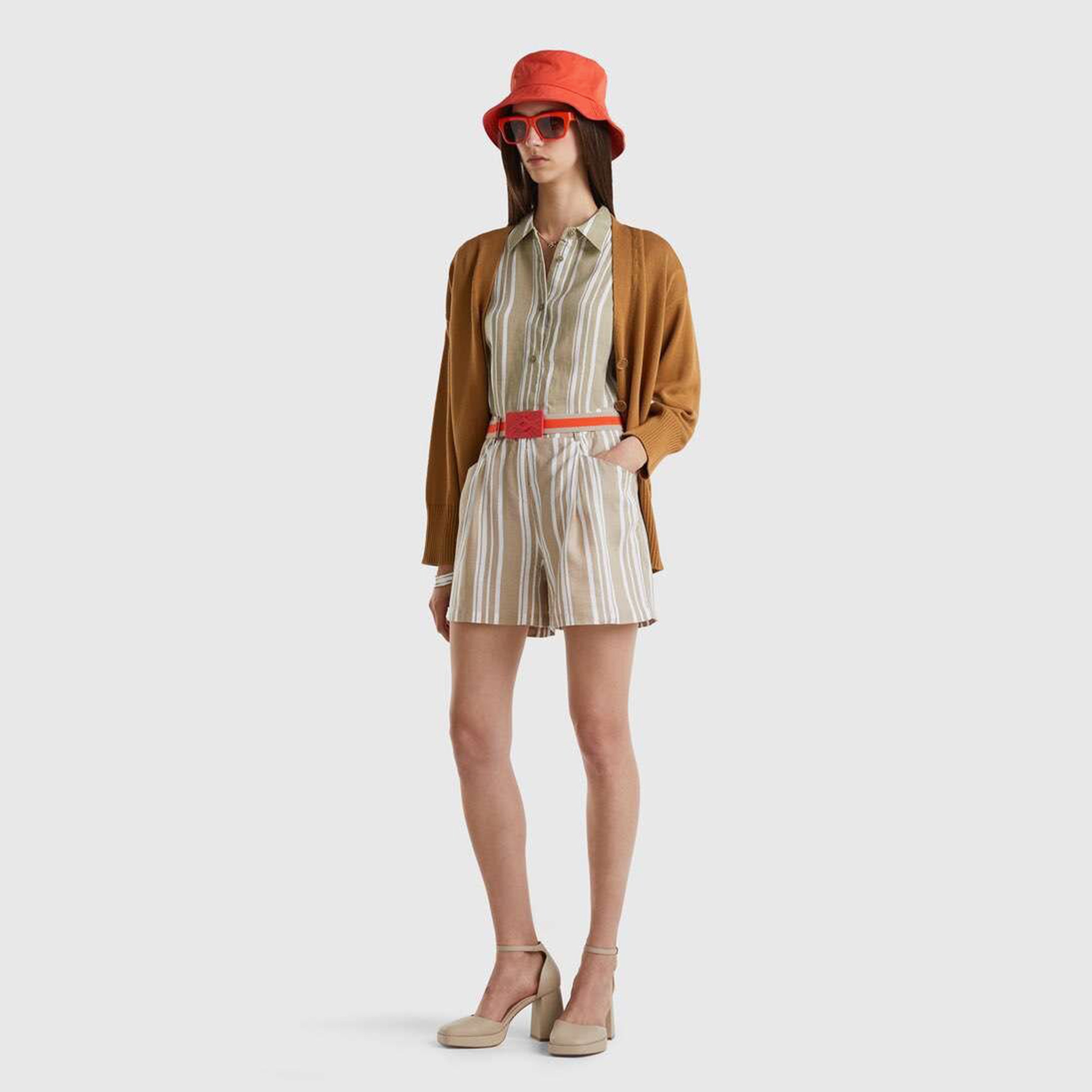 Benetton Kadın Bej Şort