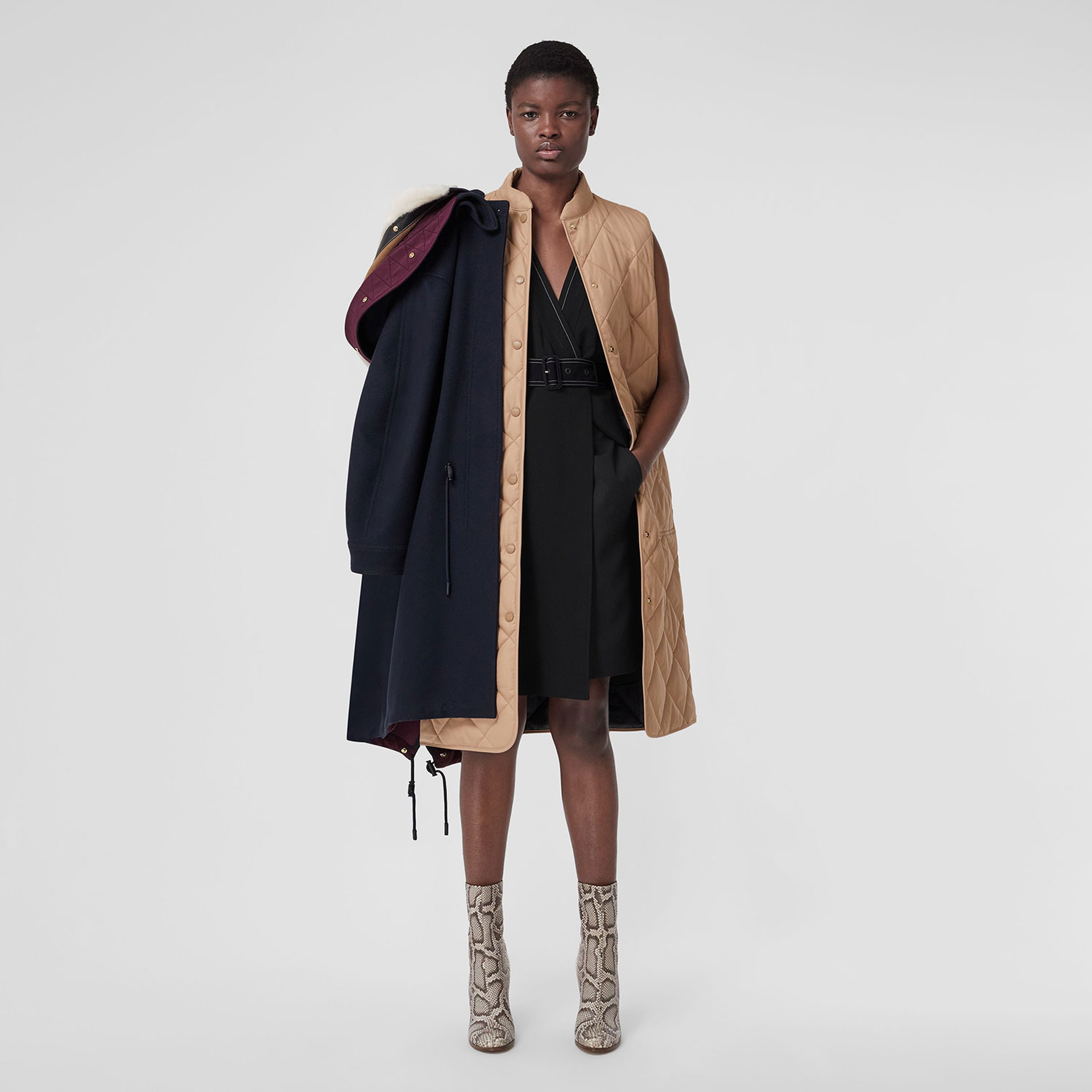 Burberry Kadın Siyah Elbise