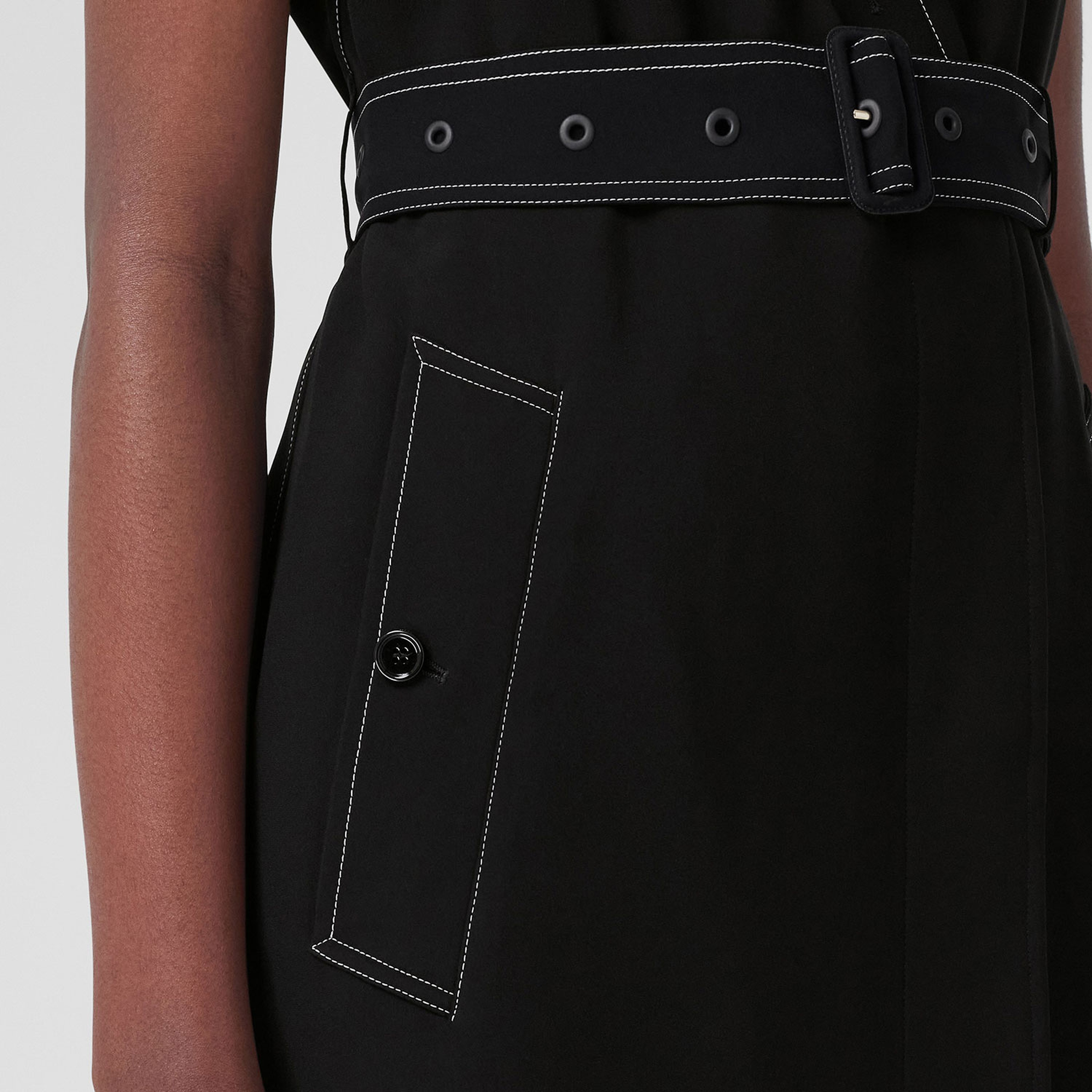 Burberry Kadın Siyah Elbise