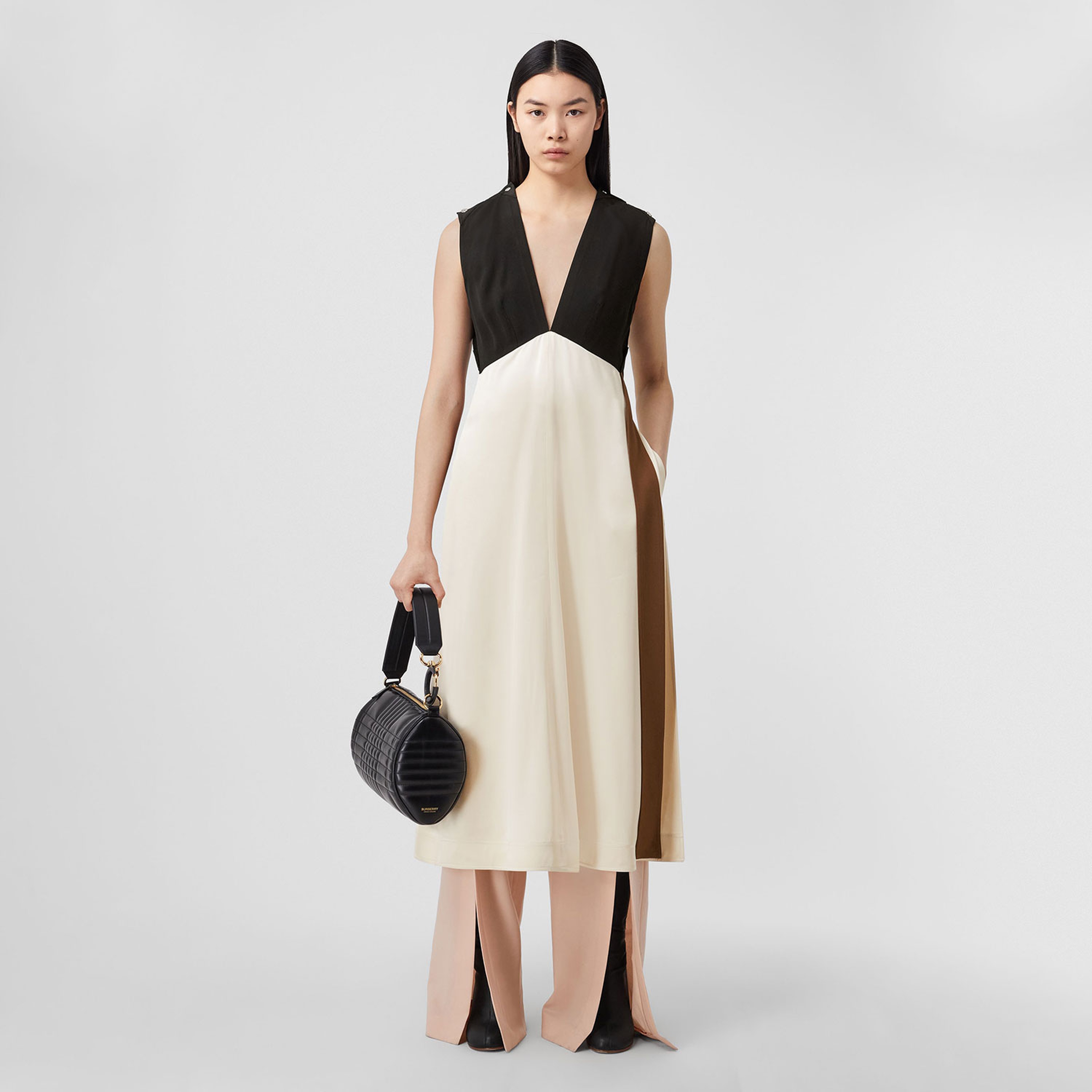 Burberry Kadın Siyah Elbise