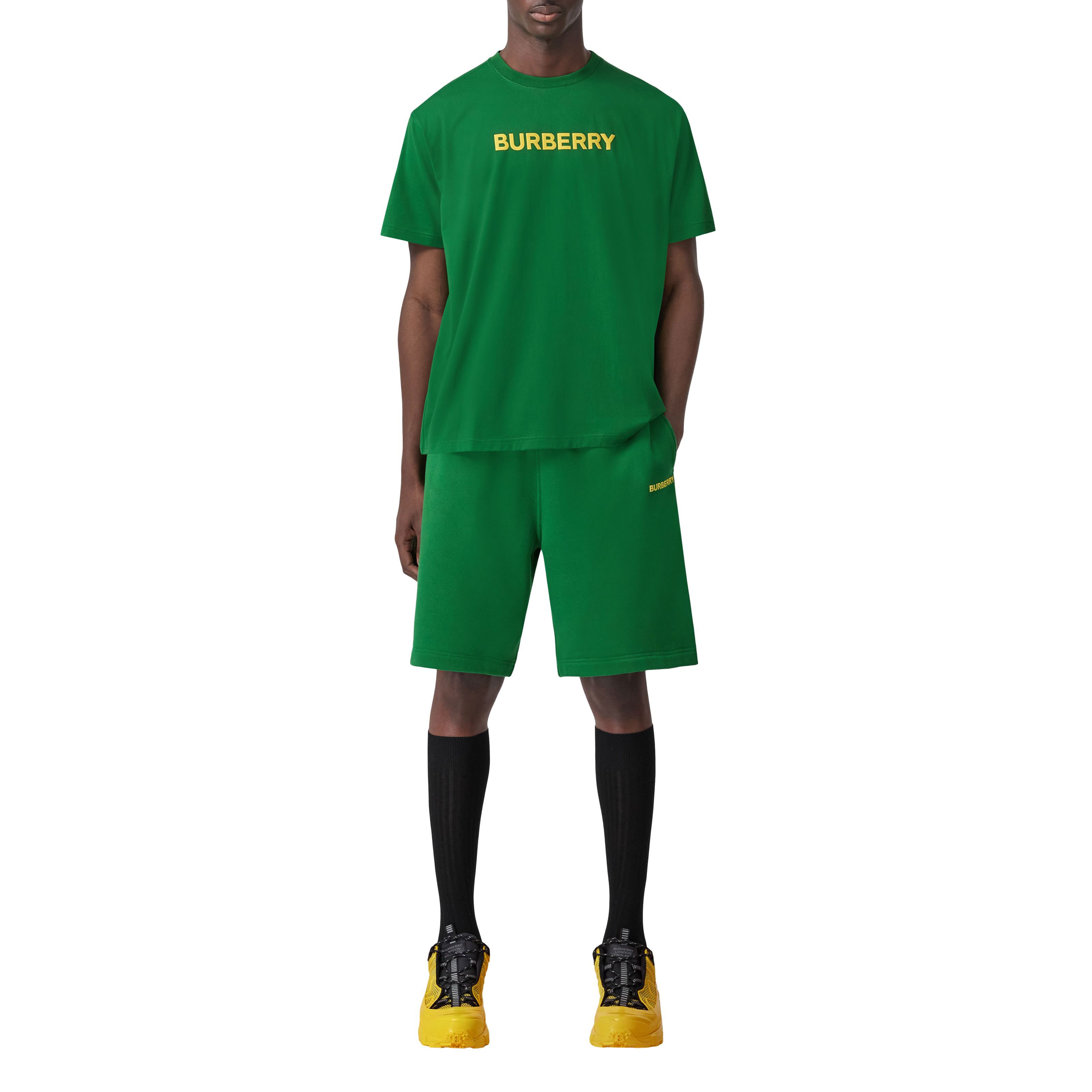 Burberry Erkek Yeşil Şort