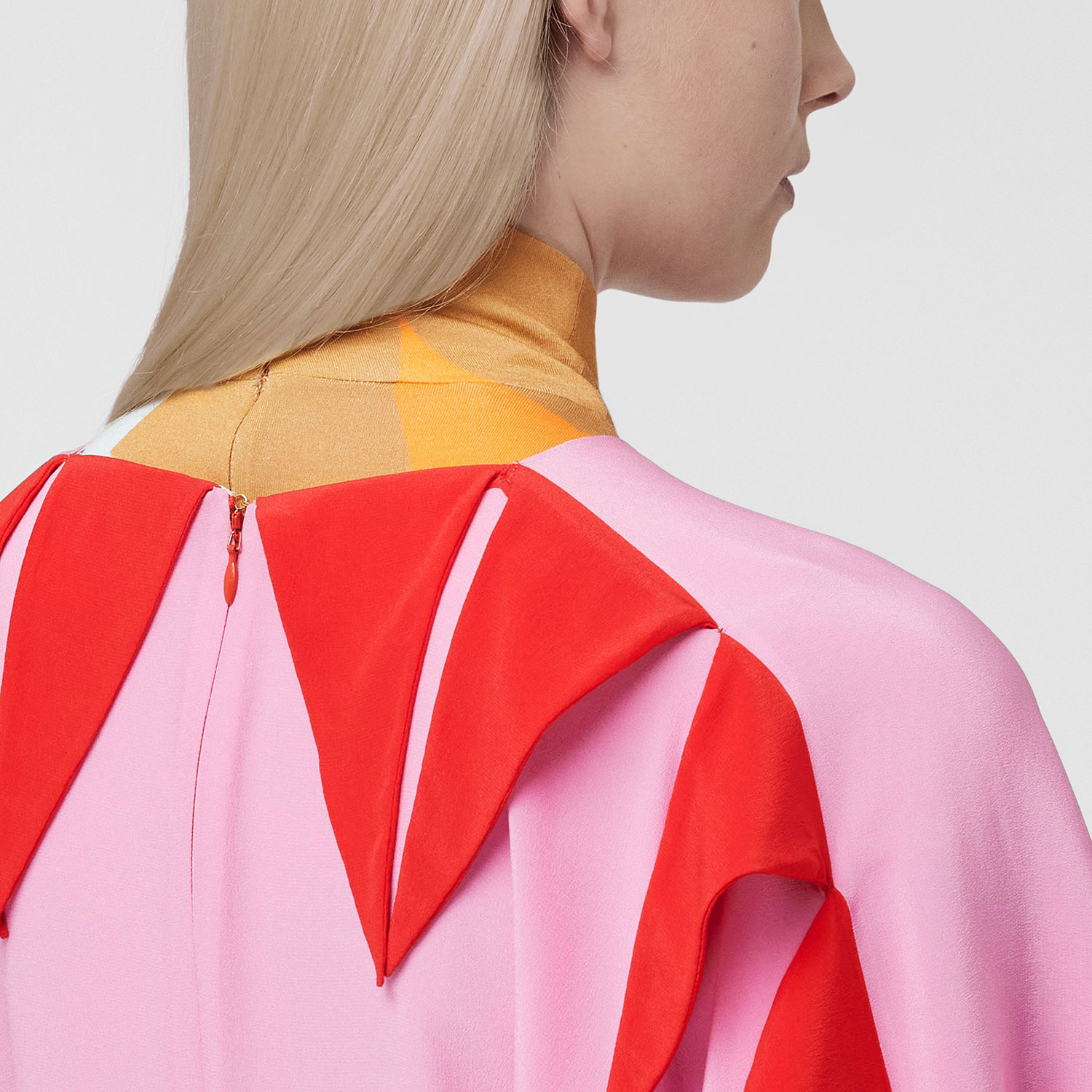 Burberry Kadın Pembe Elbise