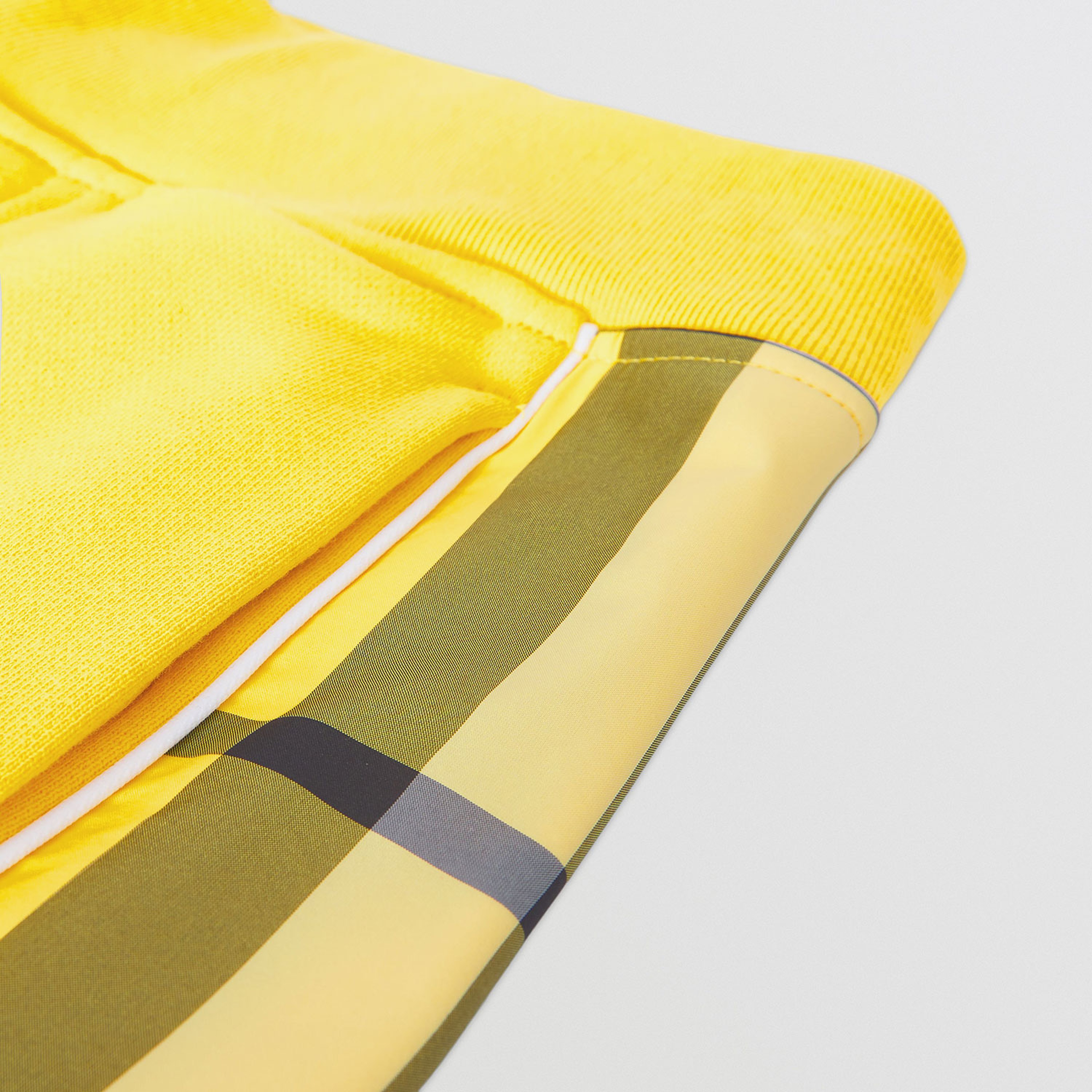 Burberry Çocuk Sarı Şort