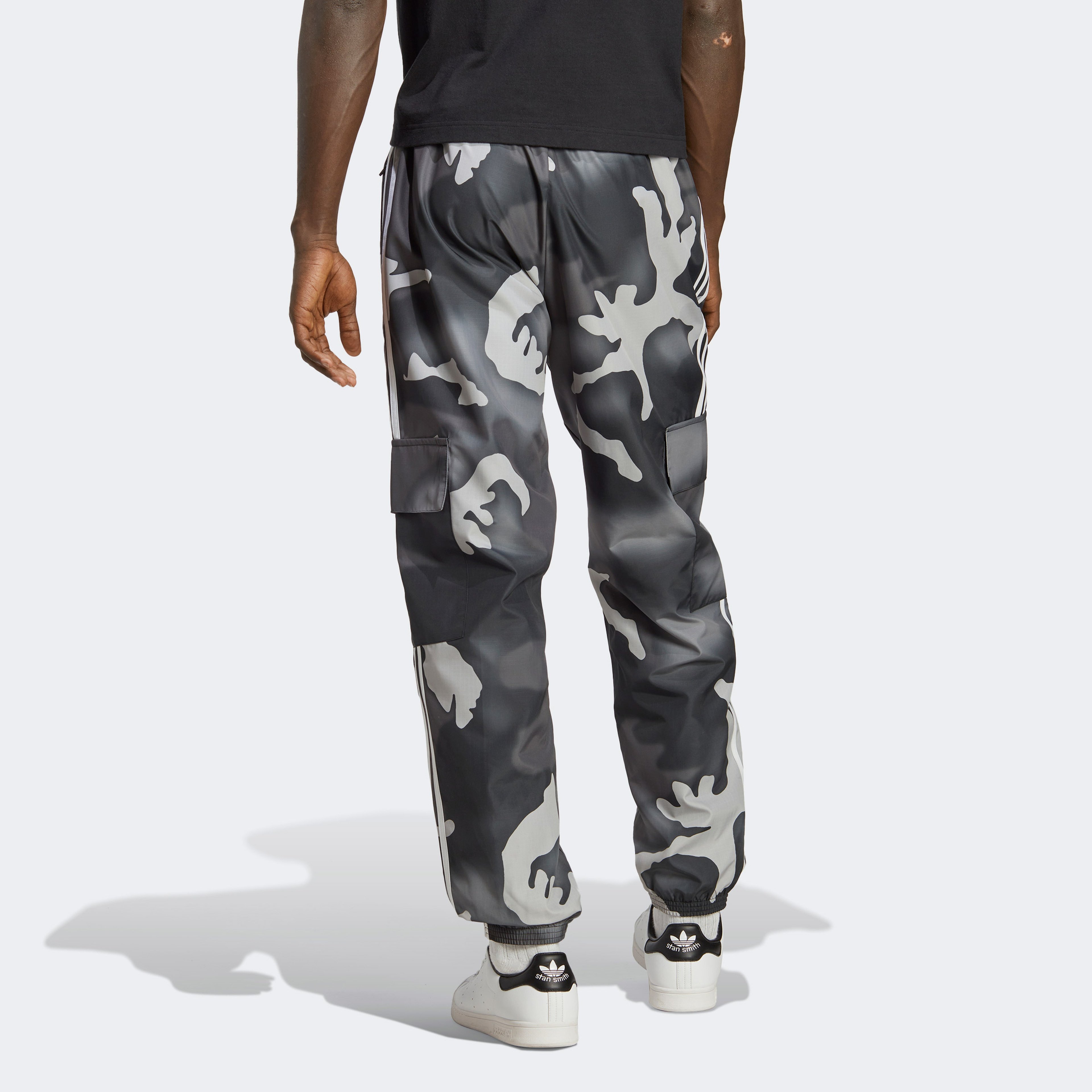 adidas Graphics Camo Cargo Erkek Gri Eşofman Altı