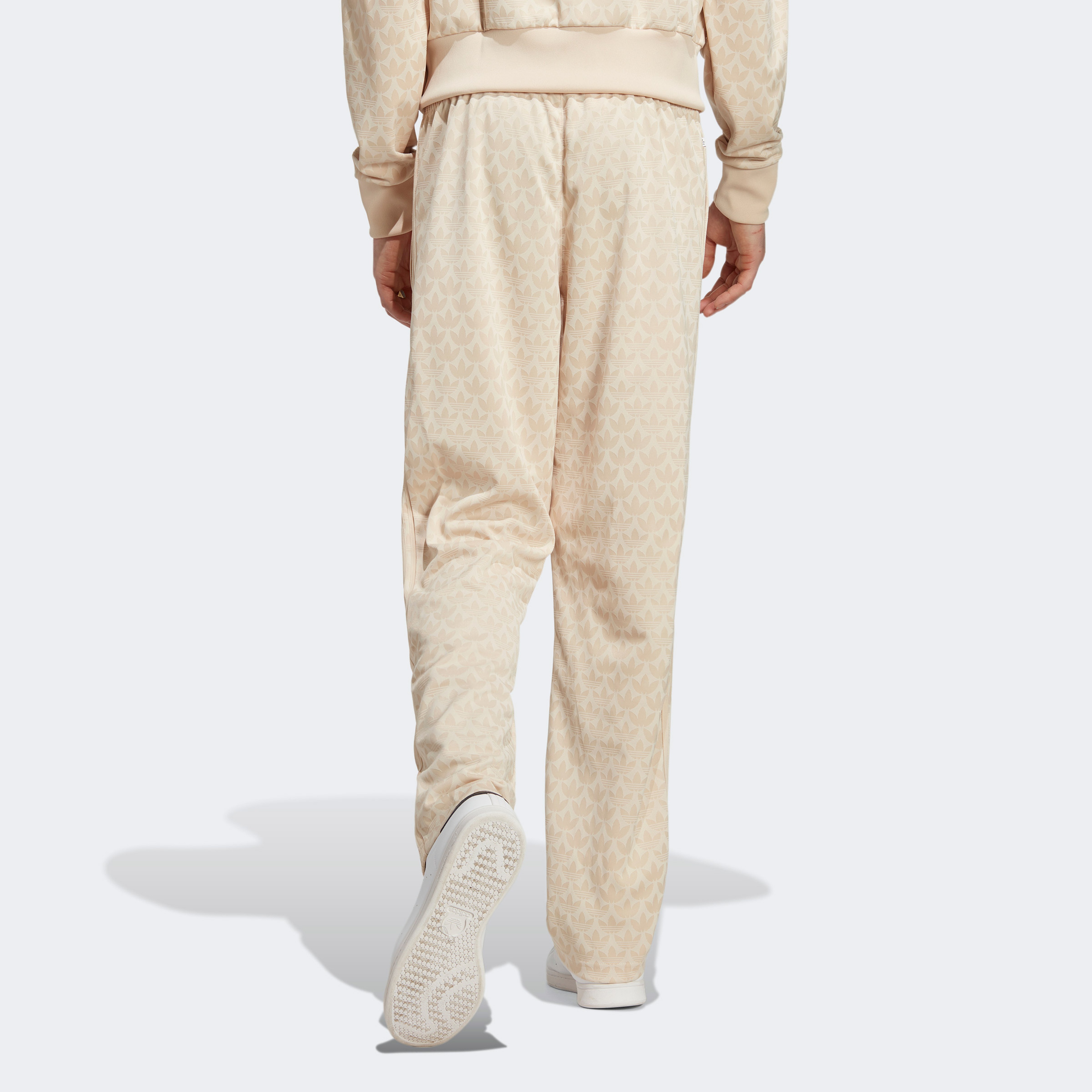 adidas Graphics Monogram Track Erkek Krem Eşofman Altı