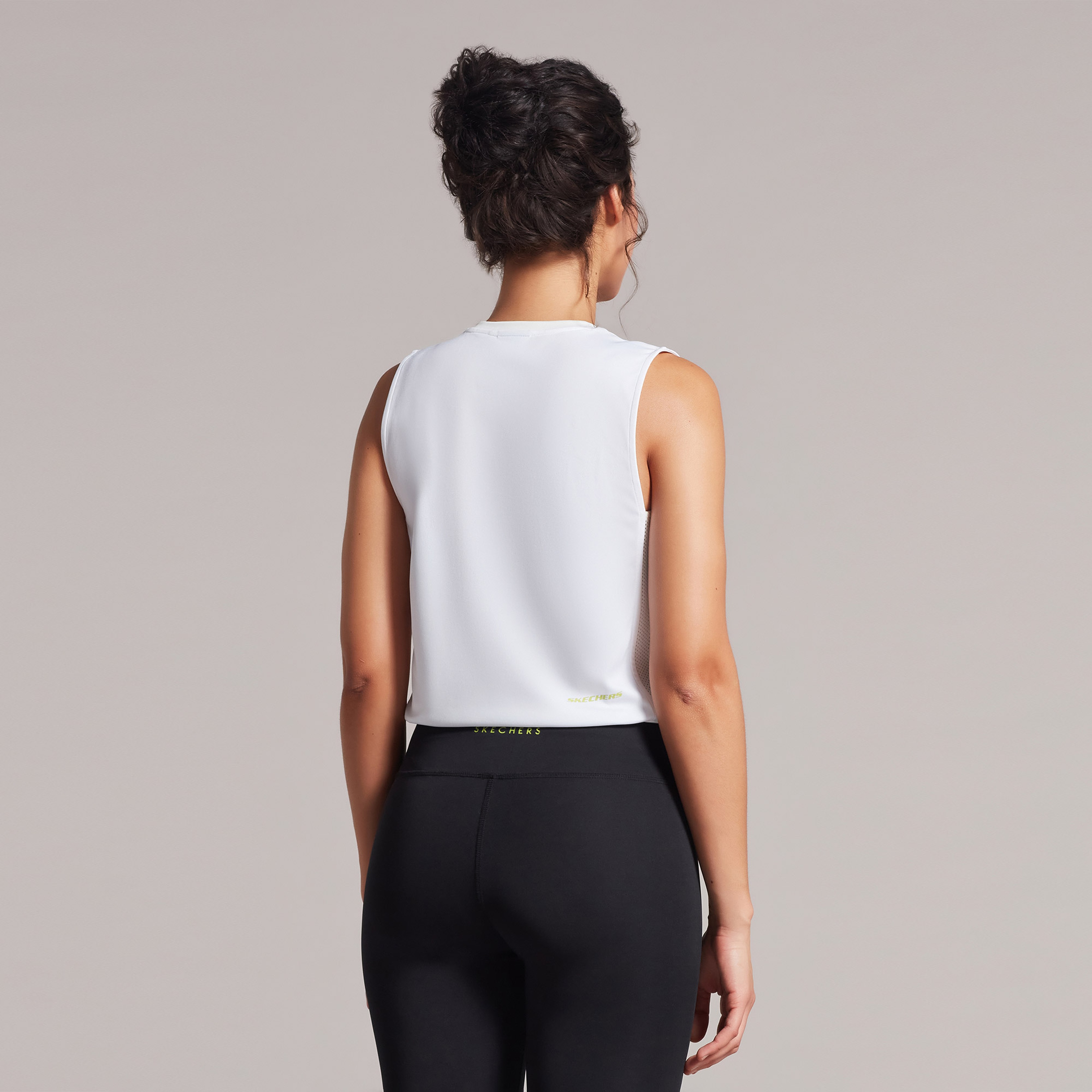 Skechers Performance Collection Kadın Beyaz T-Shirt