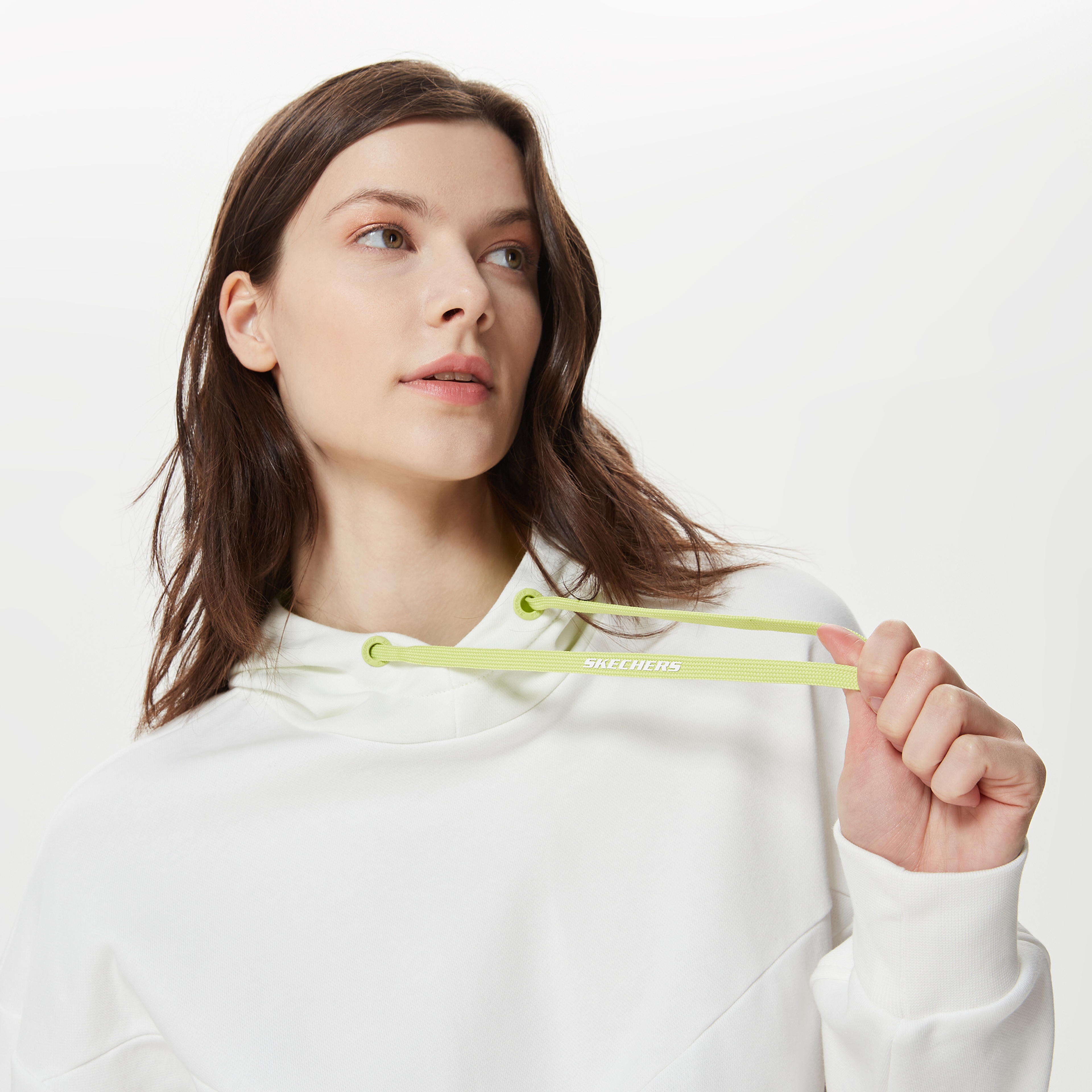 Skechers LW Fleece Fabric Block Kadın Beyaz Hoodie