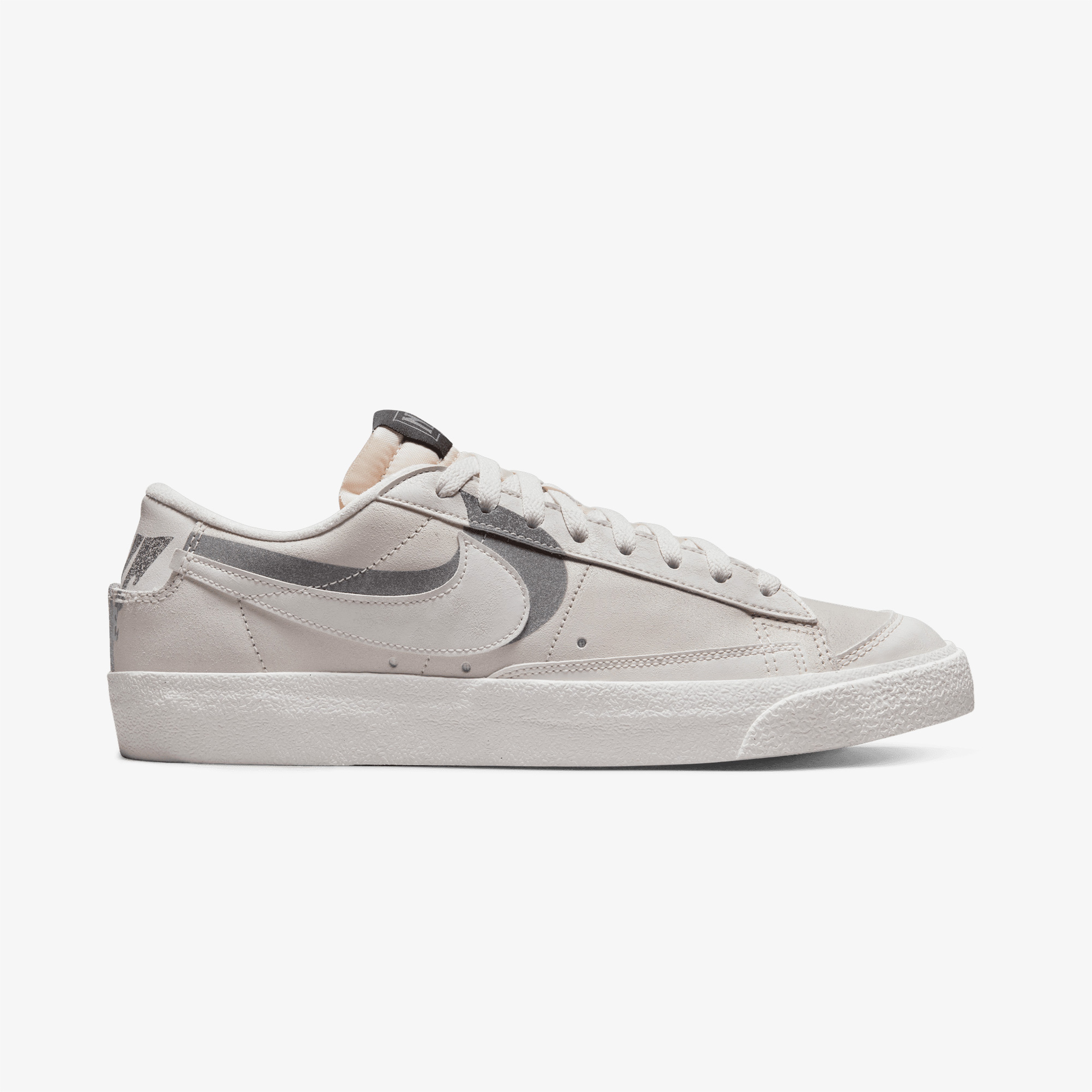 Nike Blazer Low '77 Premium Erkek Gri Sneaker