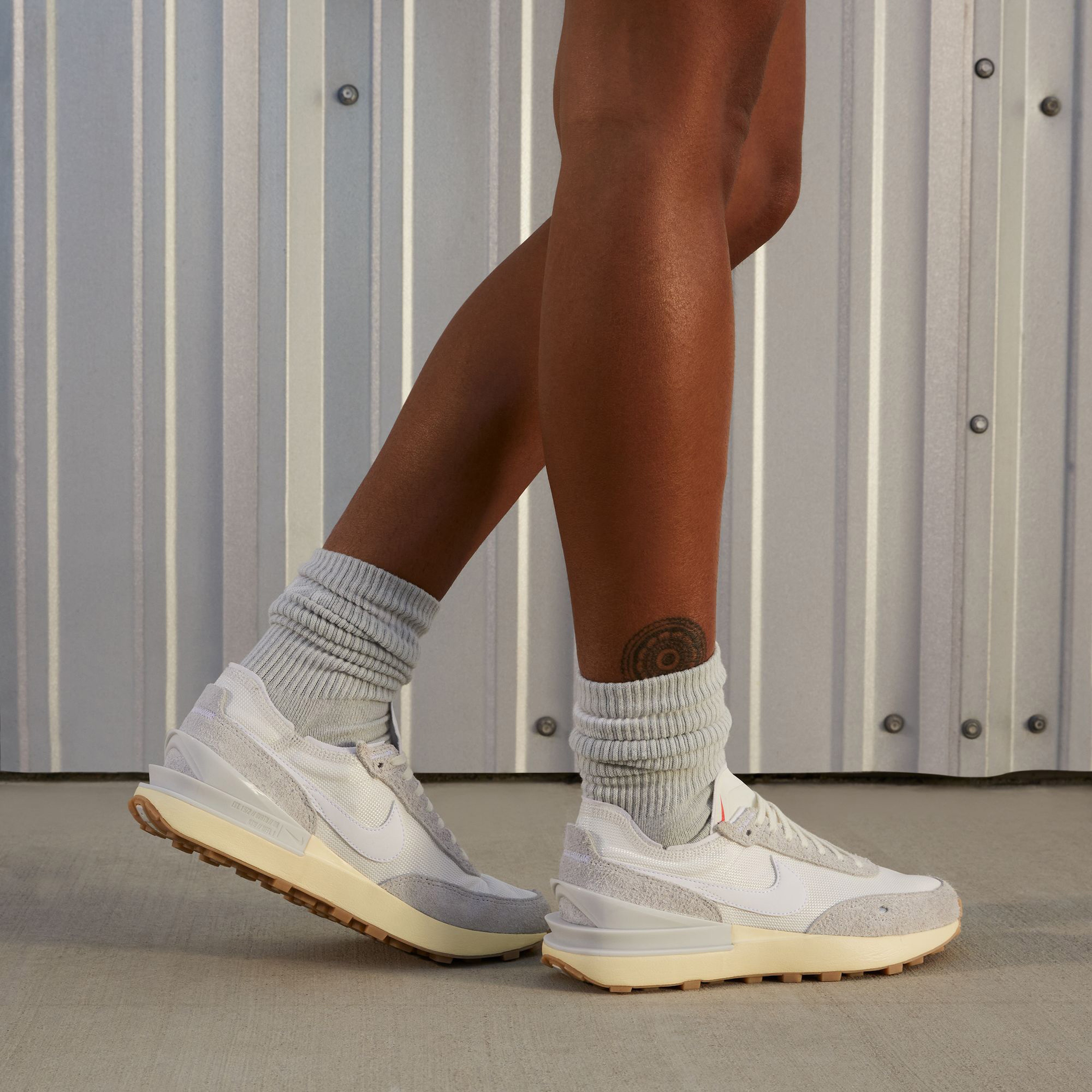 Nike Waffle One Vintage Kadın Beyaz Spor Ayakkabı
