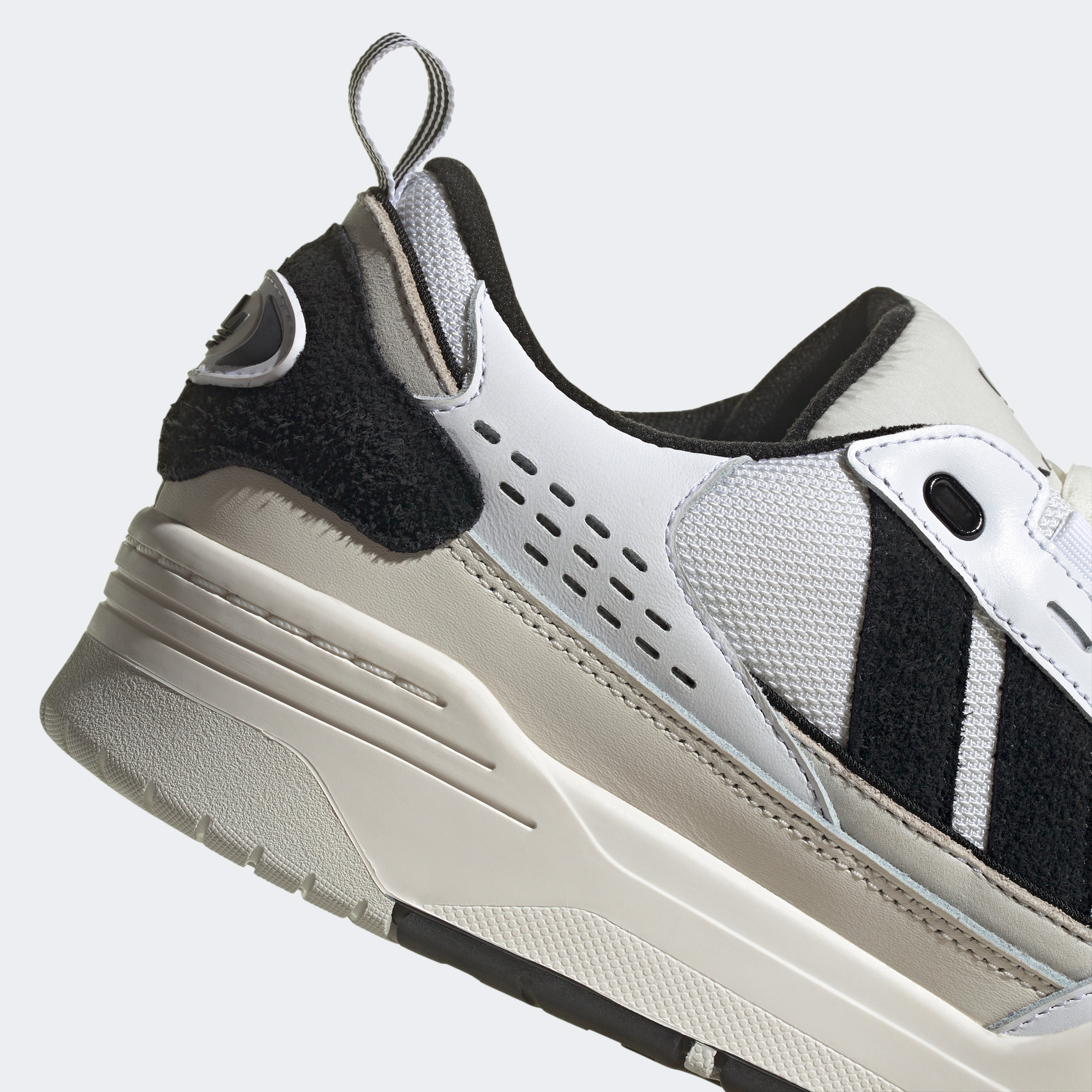 adidas Adi2000 Unisex Beyaz Spor Ayakkabı