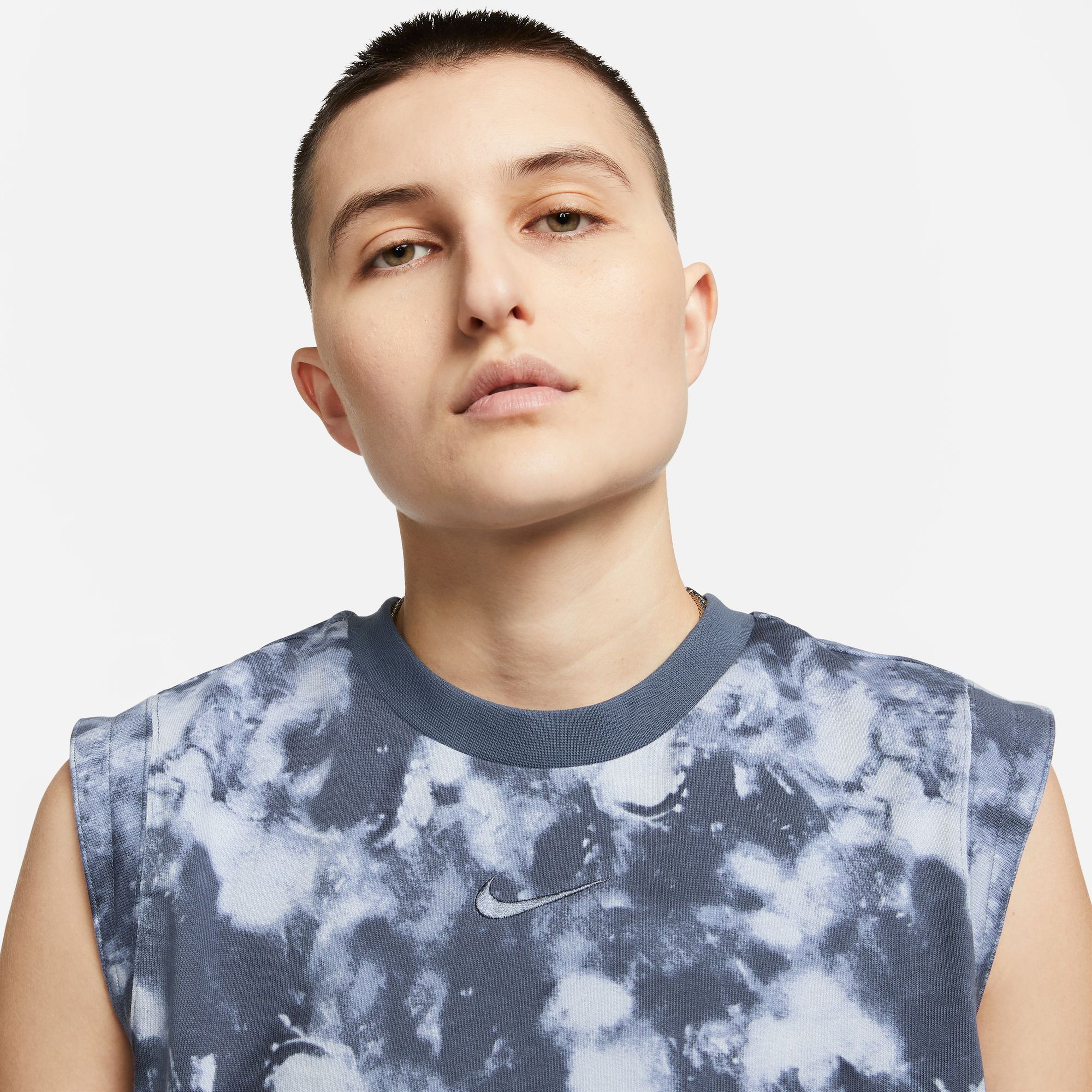 Nike Sportswear Kadın Gri Kolsuz Crop T-Shirt