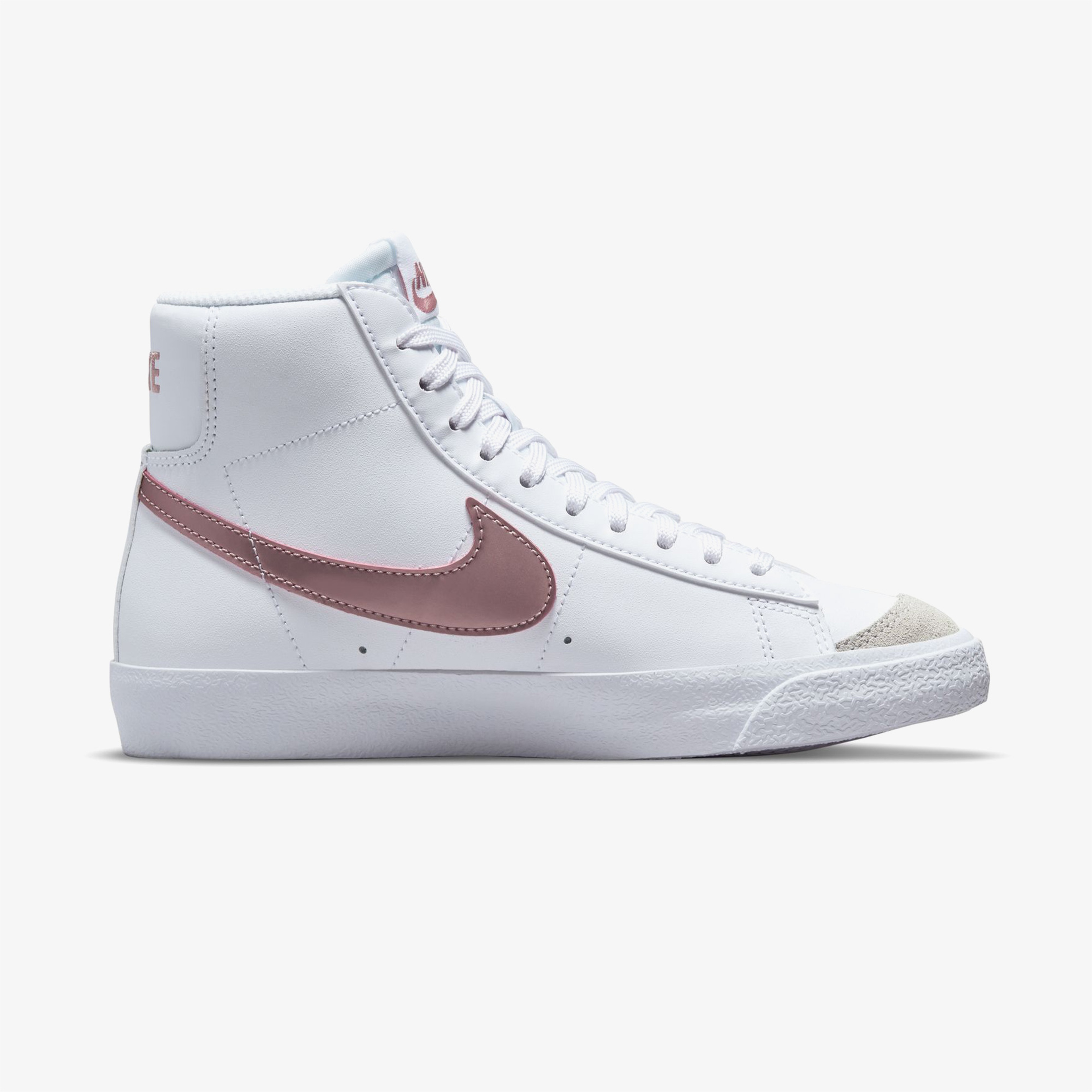 Nike Blazer Mid '77 Kadın Beyaz Spor Ayakkabı